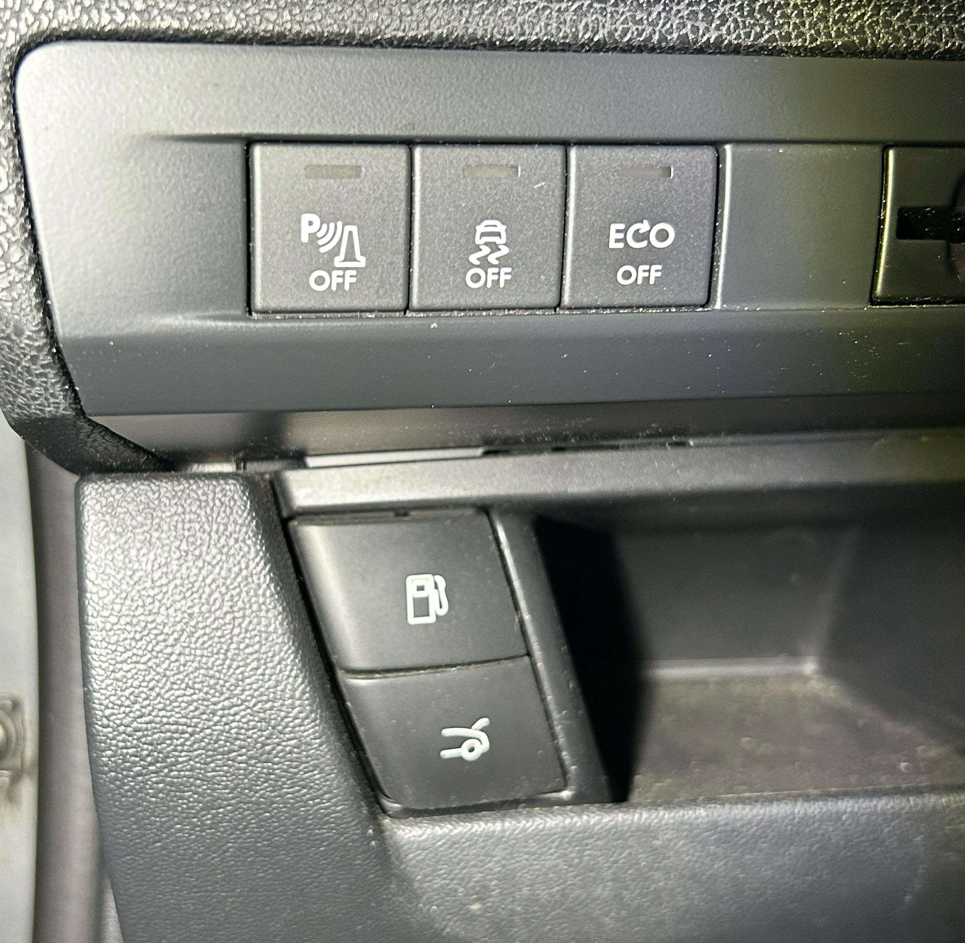 Billede af Citroën DS5 1,6 e-HDi Design E6G 110HK 5d 6g Aut.