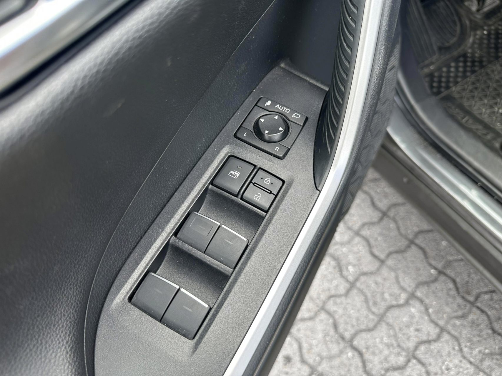 Billede af Toyota RAV4 Plug-in 2,5 Plugin-hybrid H3 Style AWD 306HK 5d 6g Aut.