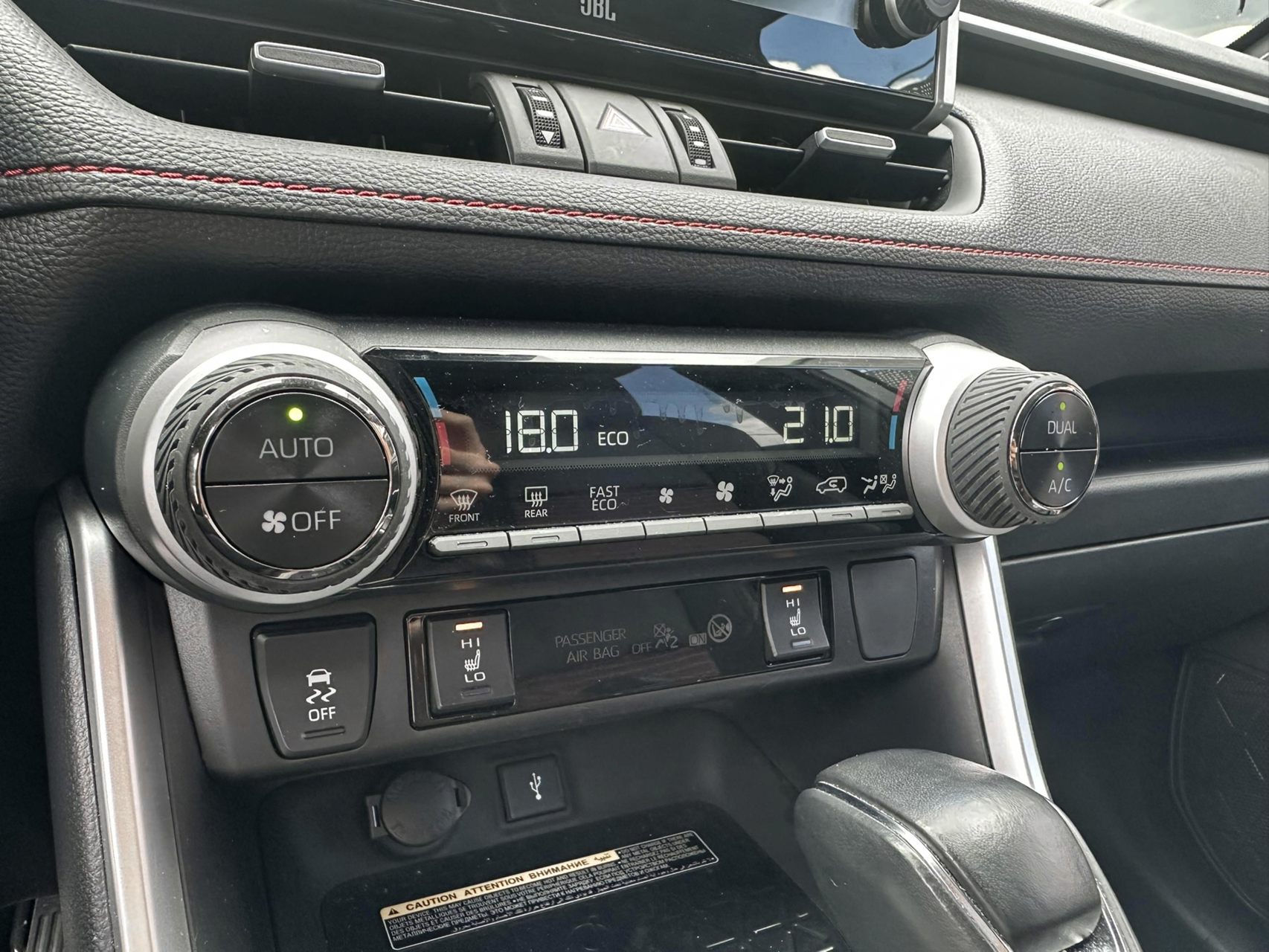 Billede af Toyota RAV4 Plug-in 2,5 Plugin-hybrid H3 Style AWD 306HK 5d 6g Aut.