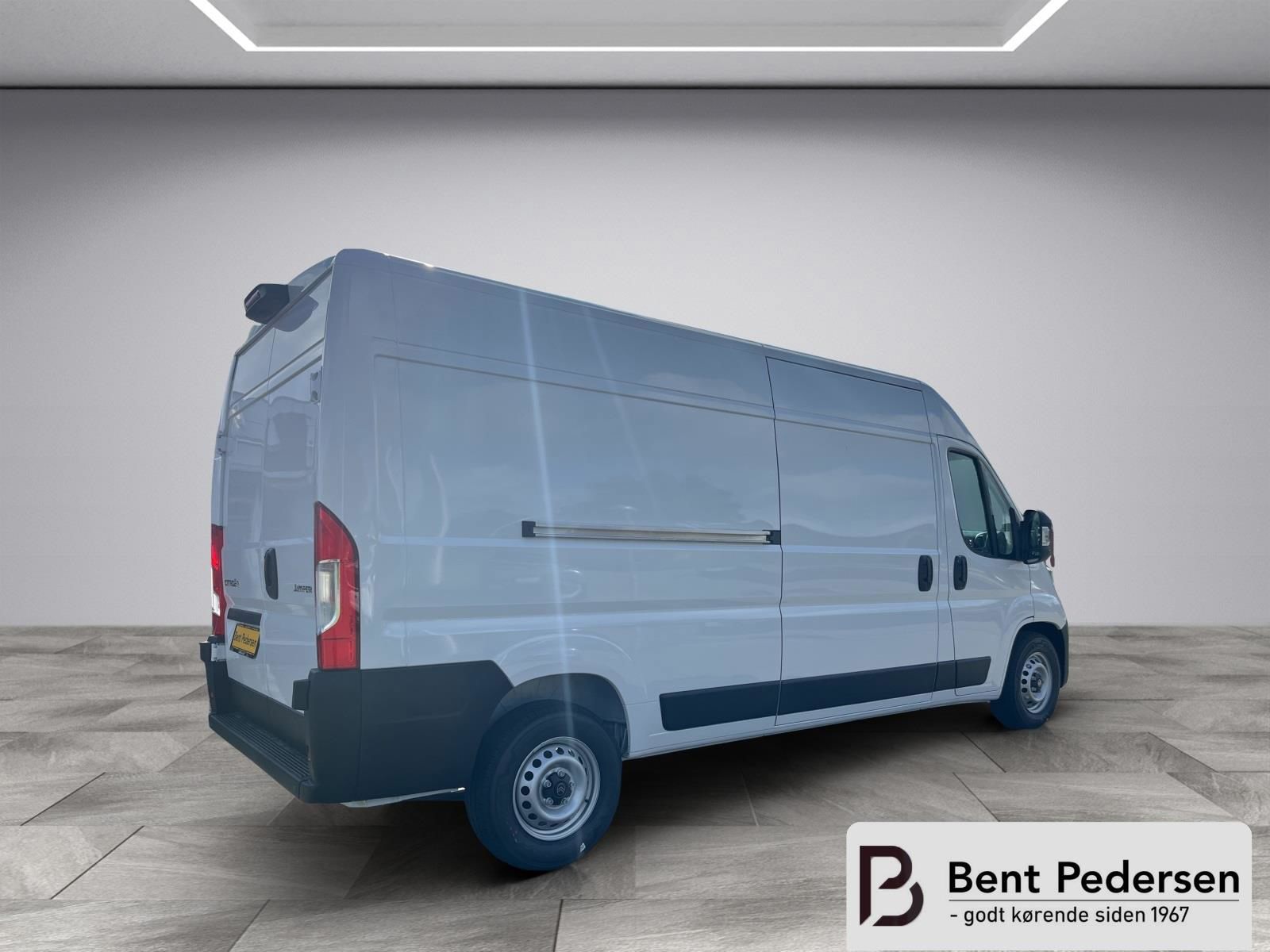 Billede af Citroën Jumper 35H L3H2 2,2 Blue HDi Masterline EAT8 180HK Van 8g Aut.