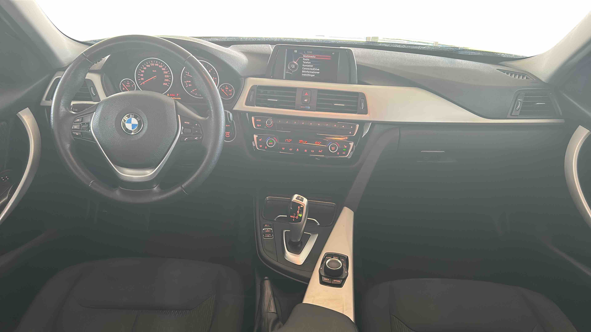 Billede af BMW 320d 2,0 D Steptronic 190HK 8g Aut.