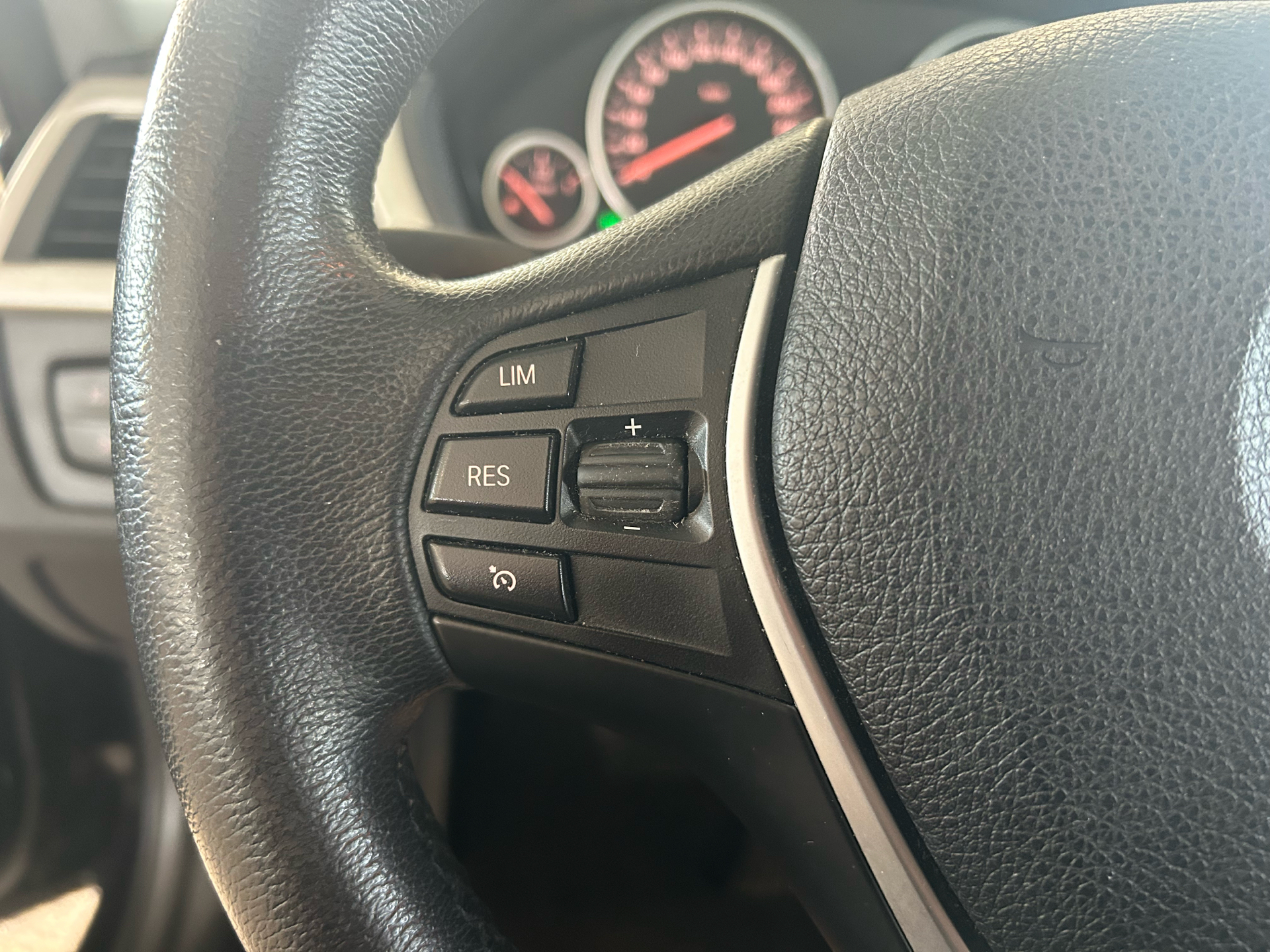 Billede af BMW 320d 2,0 D Steptronic 190HK 8g Aut.