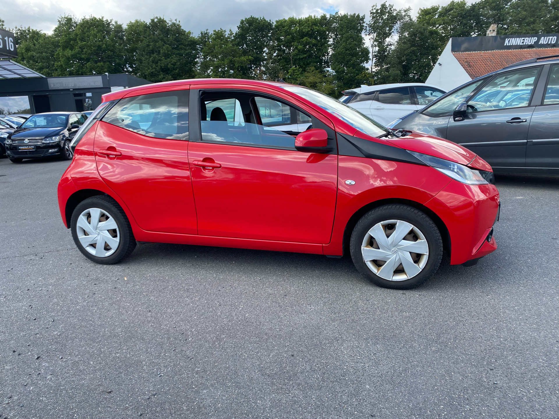 Billede af Toyota Aygo 1,0 VVT-I X-Play + X-Touch 69HK 5d