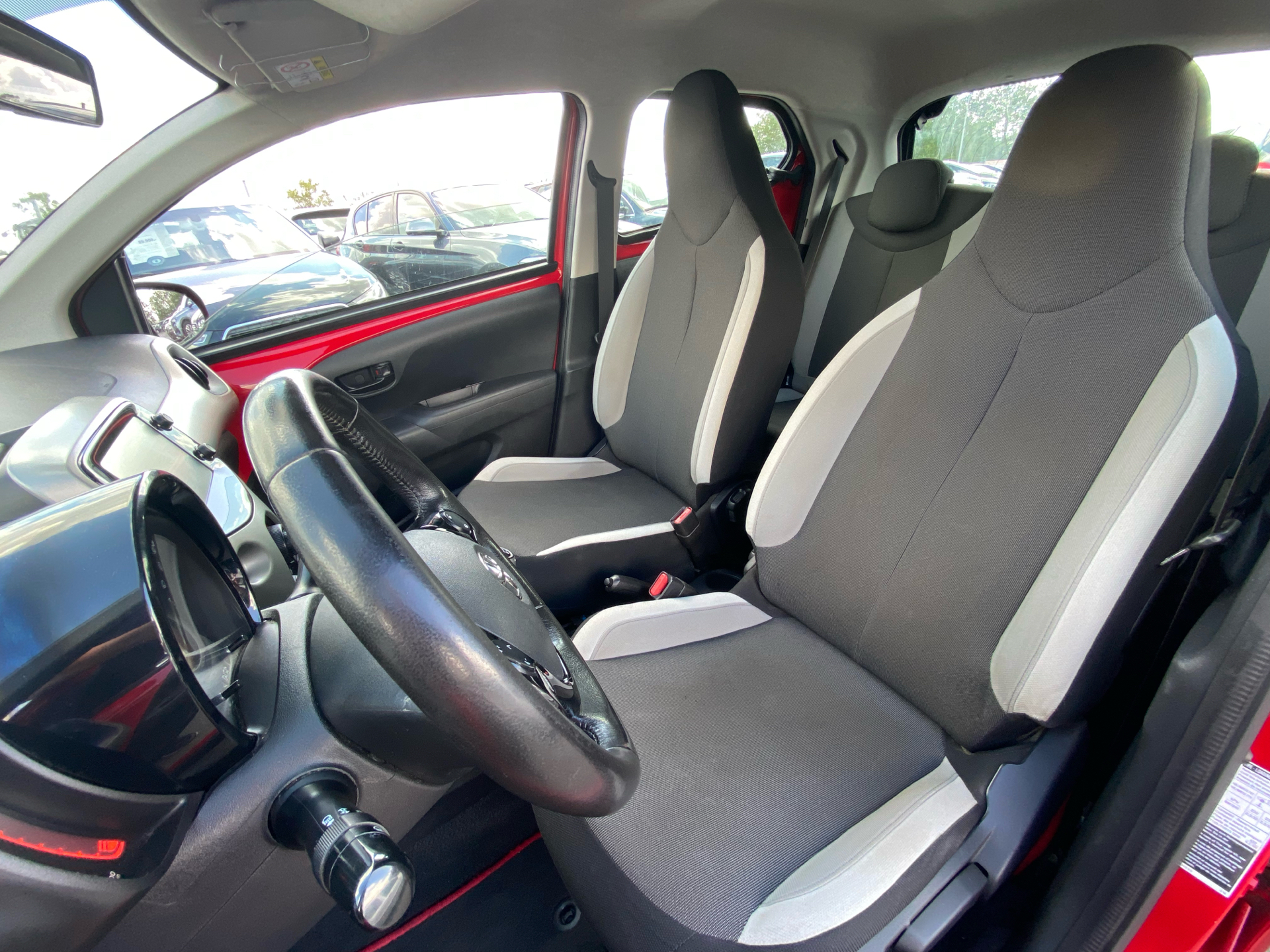Billede af Toyota Aygo 1,0 VVT-I X-Play + X-Touch 69HK 5d