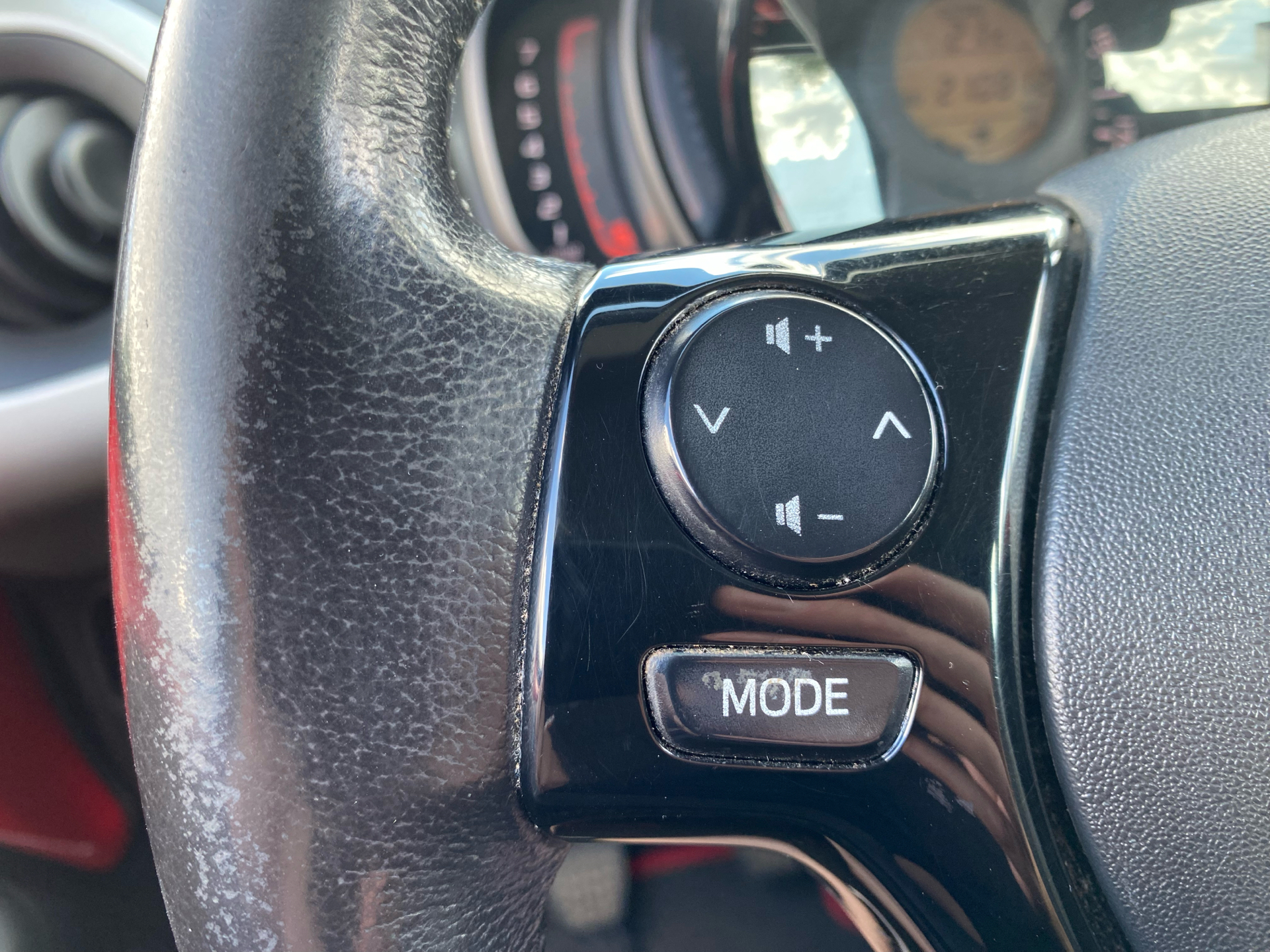 Billede af Toyota Aygo 1,0 VVT-I X-Play + X-Touch 69HK 5d