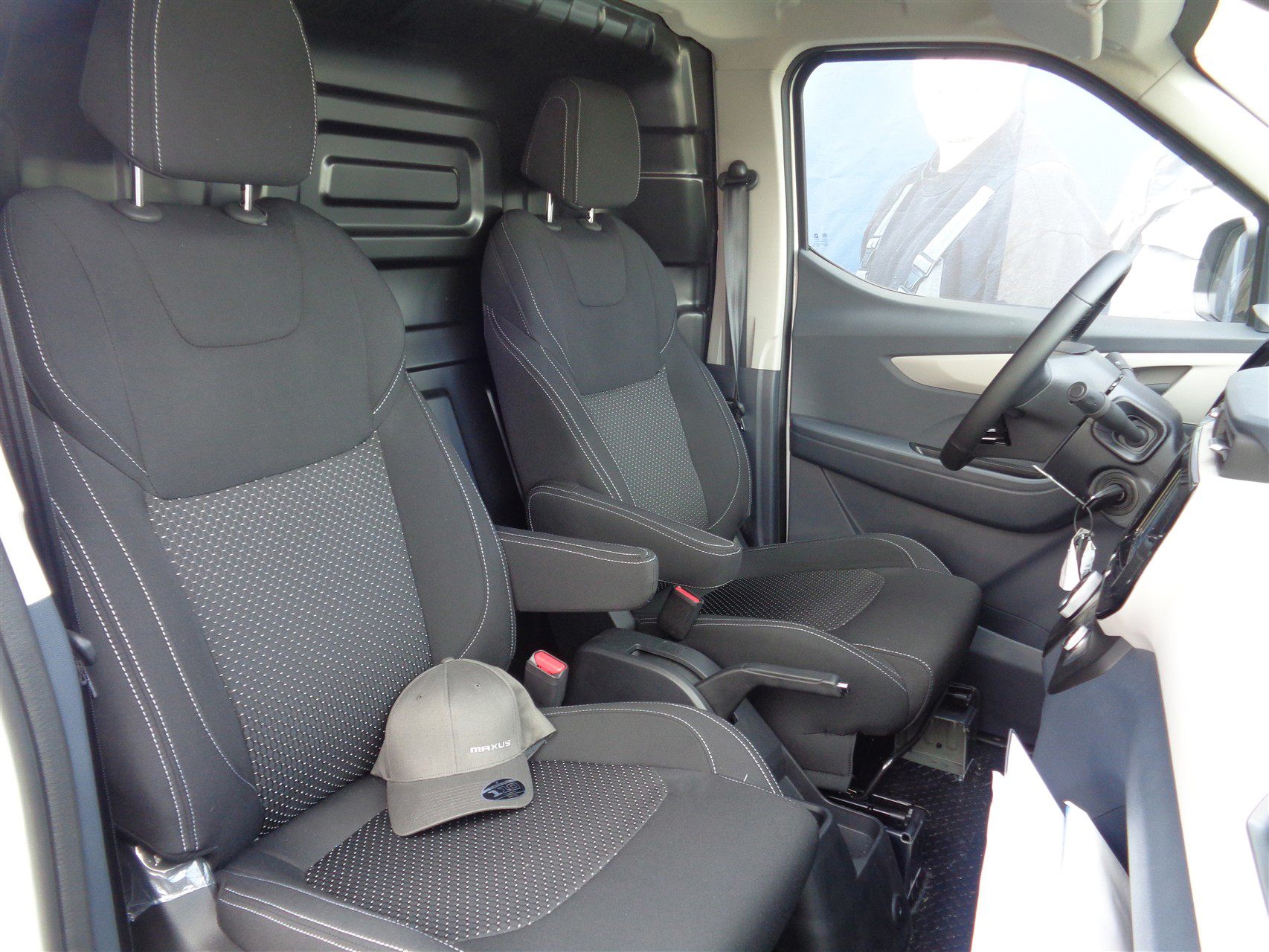 Billede af Maxus e-Deliver 3 SWB EL 122HK Van Aut.