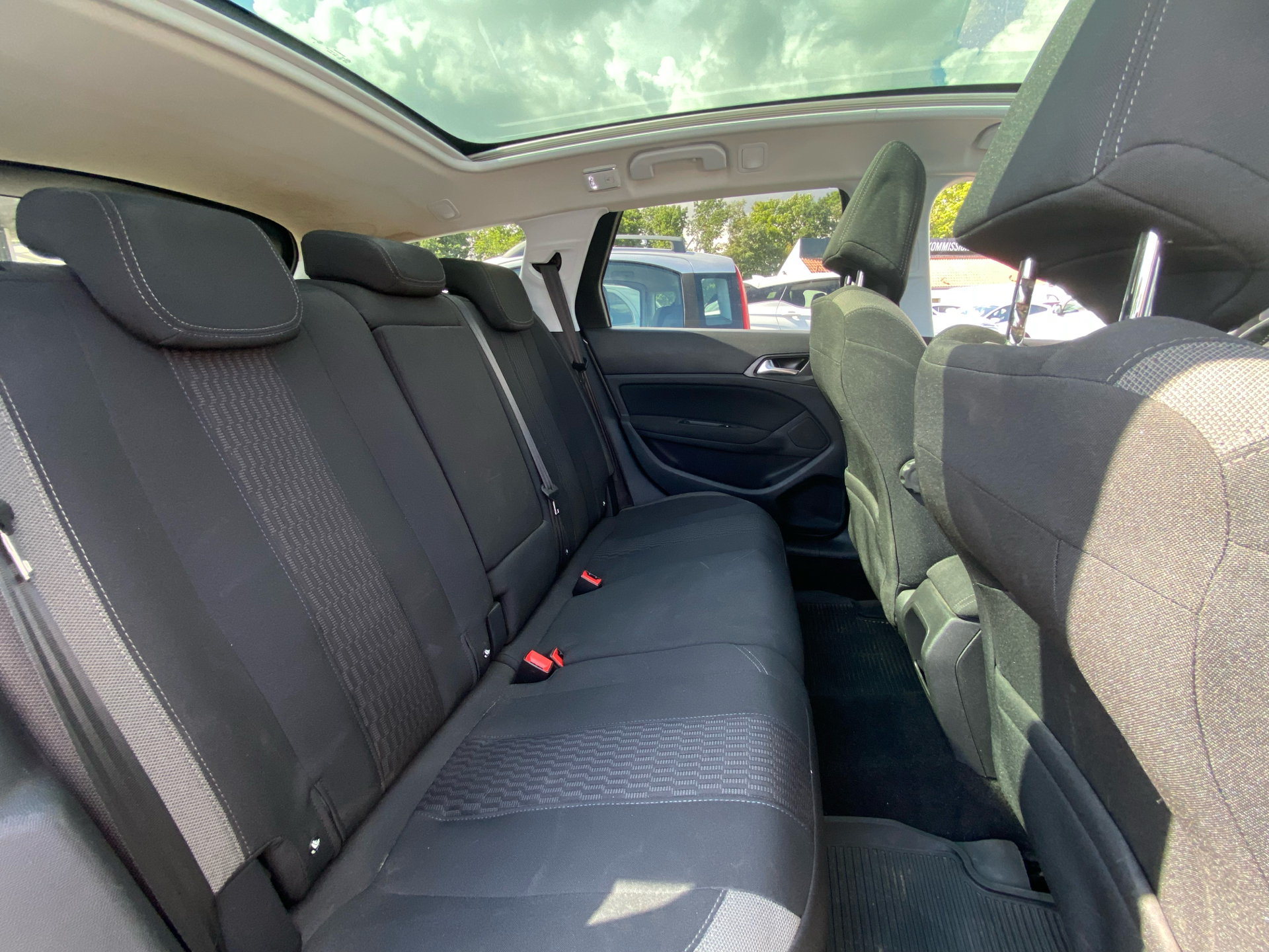 Billede af Peugeot 308 SW 1,6 BlueHDi Style 120HK Stc