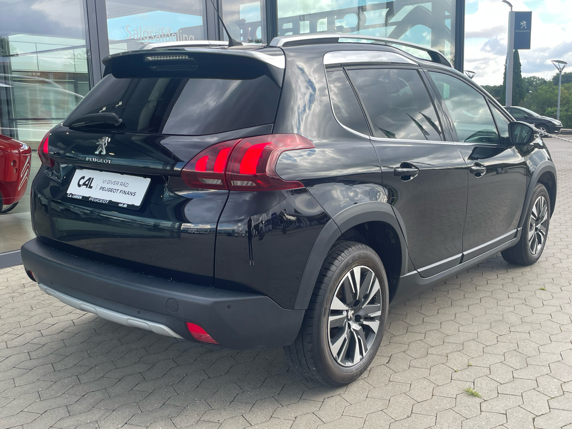 Billede af Peugeot 2008 1,2 e-THP Selection Sky 110HK 5d
