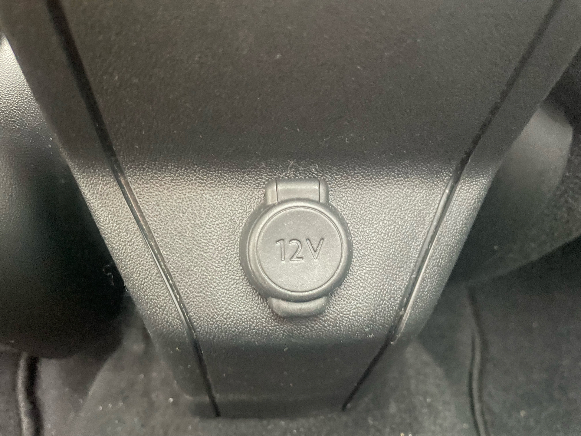 Billede af Peugeot 2008 1,2 e-THP Selection Sky 110HK 5d