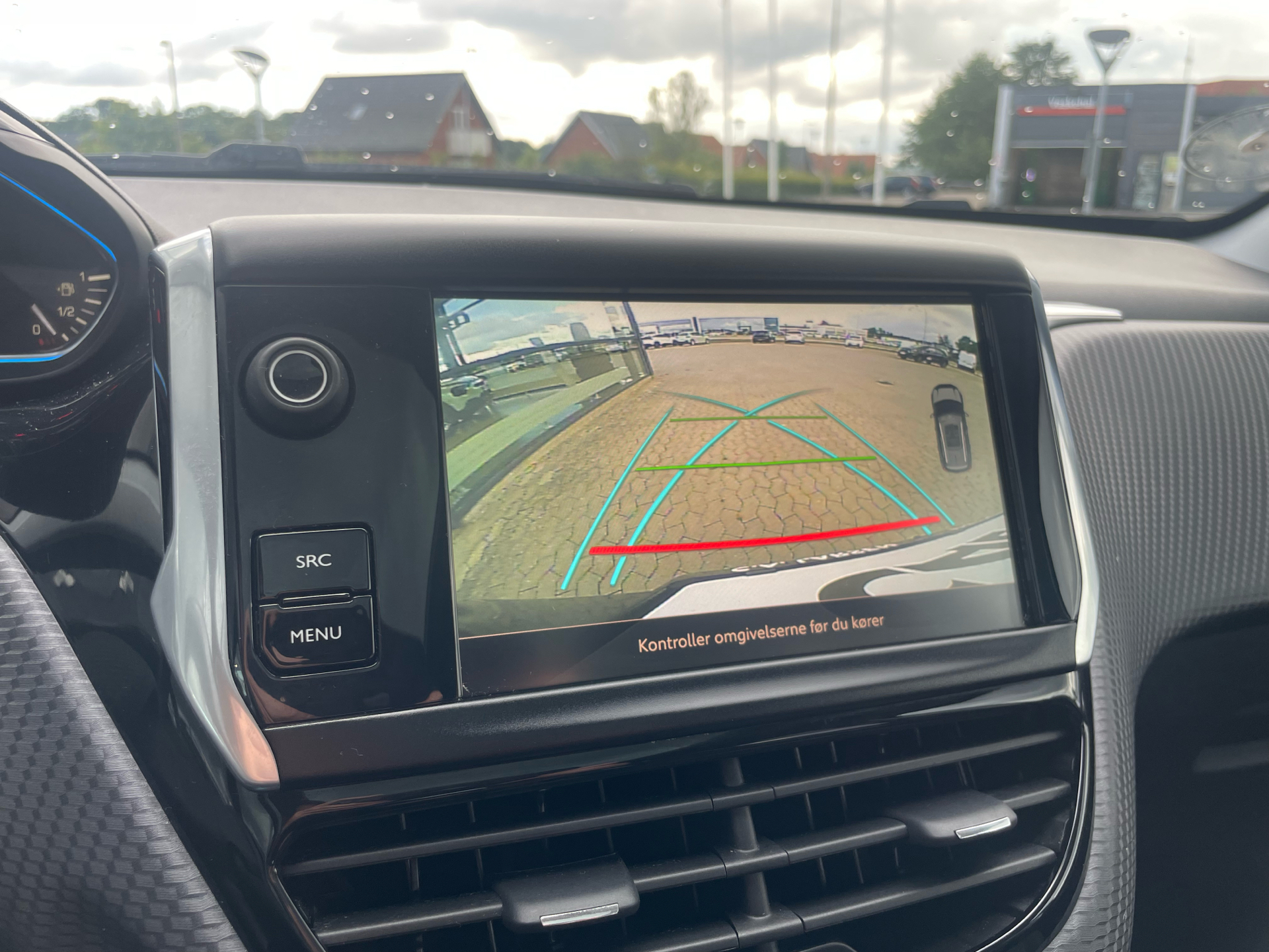 Billede af Peugeot 2008 1,2 e-THP Selection Sky 110HK 5d