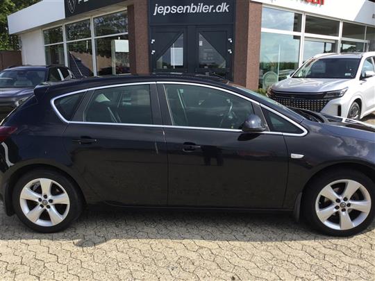 Opel Astra 1,4 Turbo Sport 140HK 5d 6g