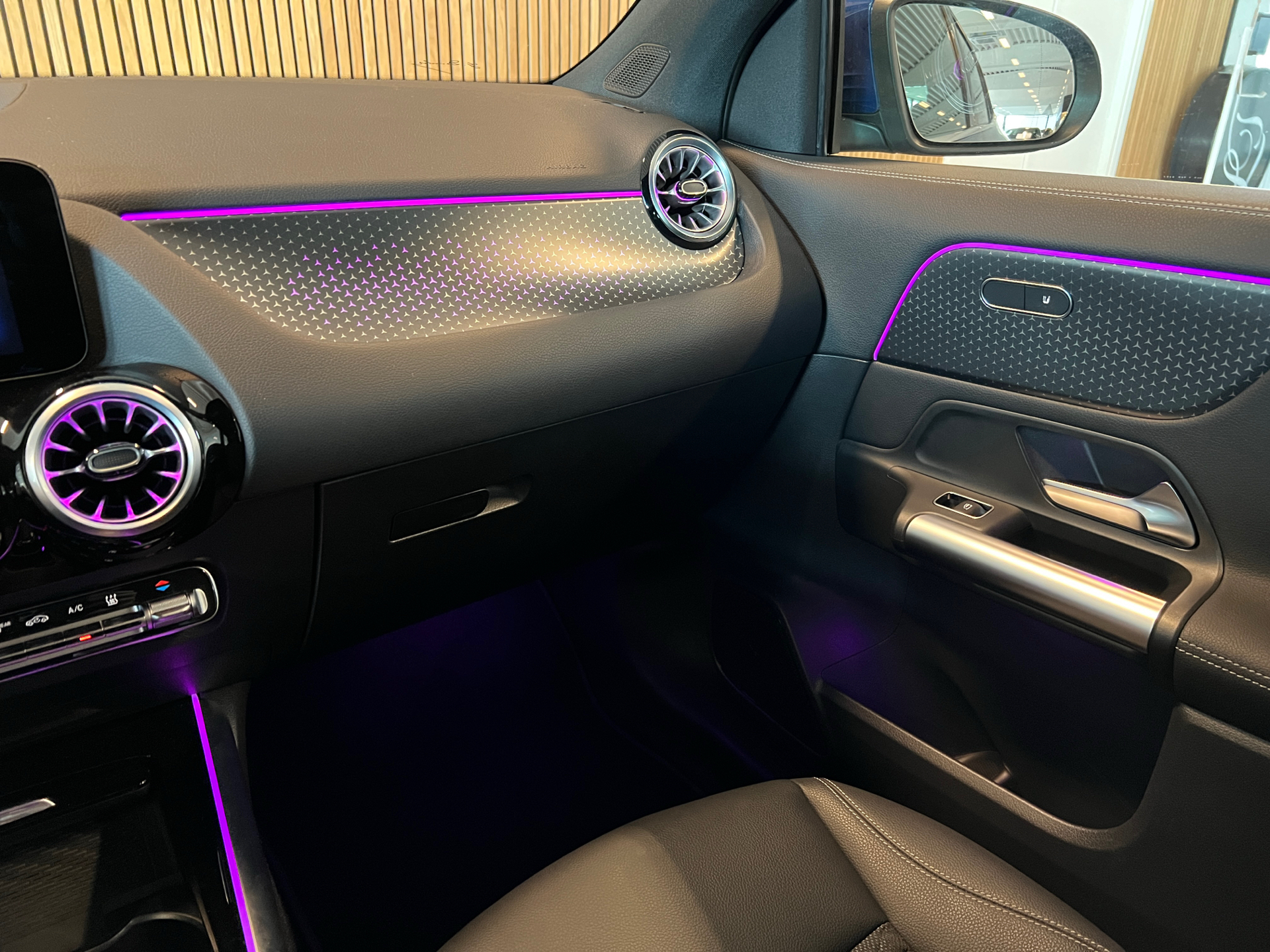 Billede af Mercedes-Benz EQA 250+ EL Progressive 190HK 5d Aut.