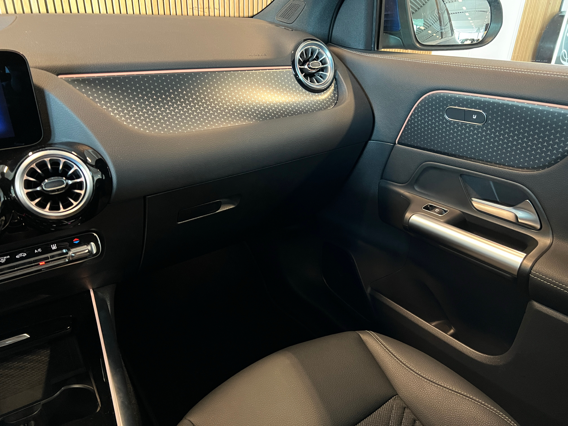 Billede af Mercedes-Benz EQA 250+ EL Progressive 190HK 5d Aut.