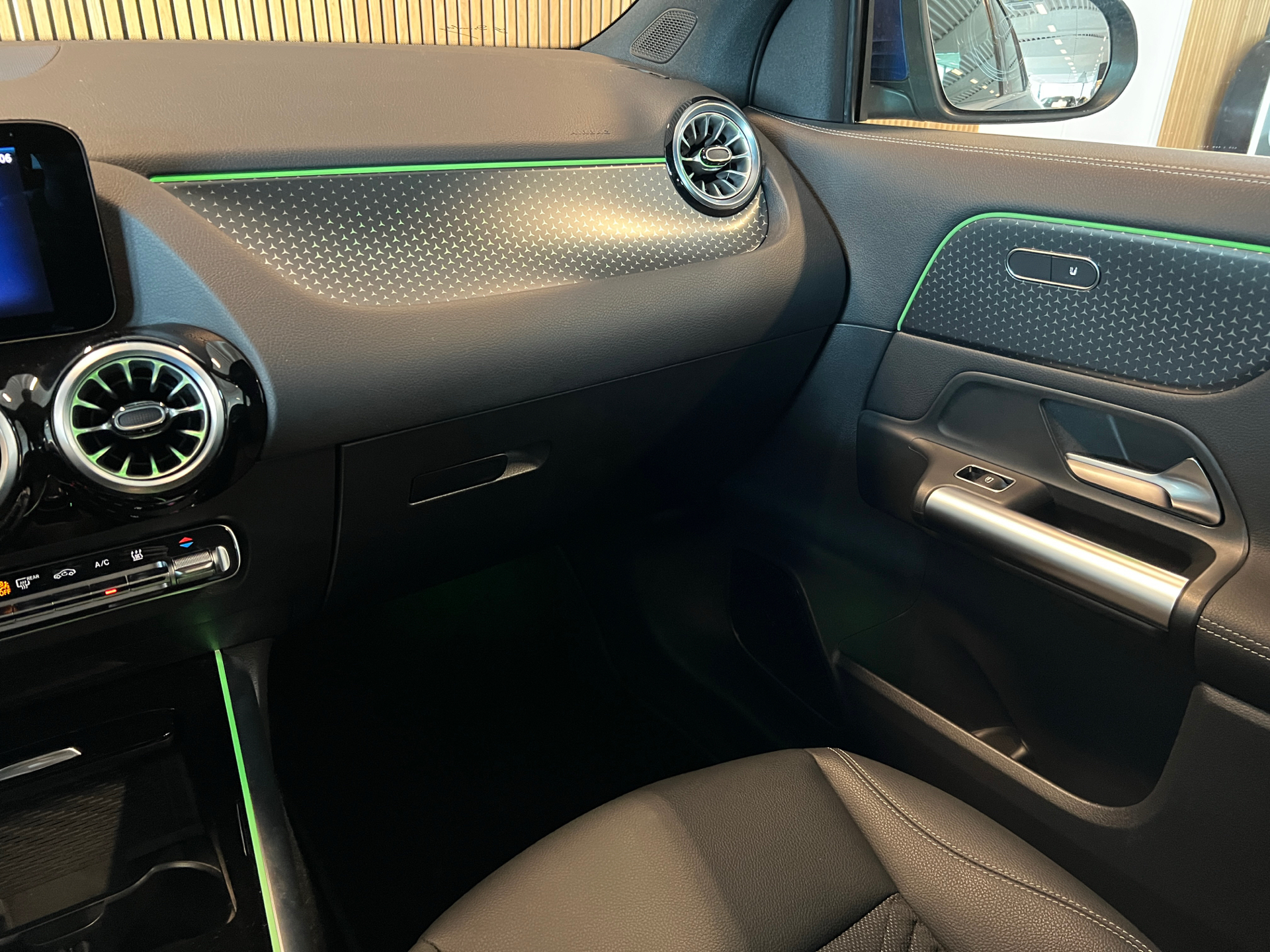 Billede af Mercedes-Benz EQA 250+ EL Progressive 190HK 5d Aut.