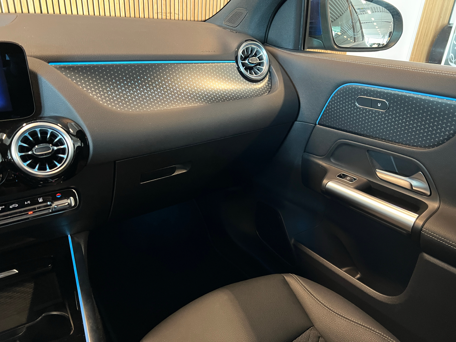 Billede af Mercedes-Benz EQA 250+ EL Progressive 190HK 5d Aut.