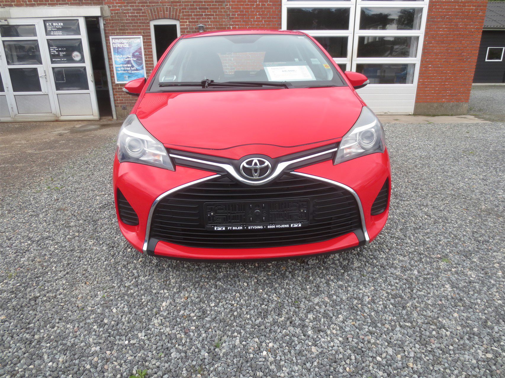 Billede af Toyota Yaris 1,3 VVT-I T2 100HK 5d 6g