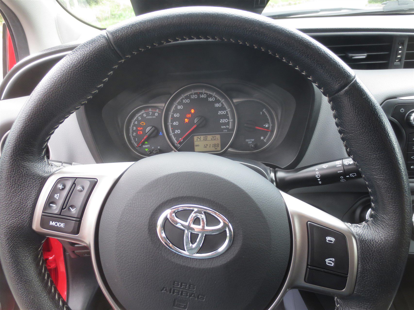 Billede af Toyota Yaris 1,3 VVT-I T2 100HK 5d 6g