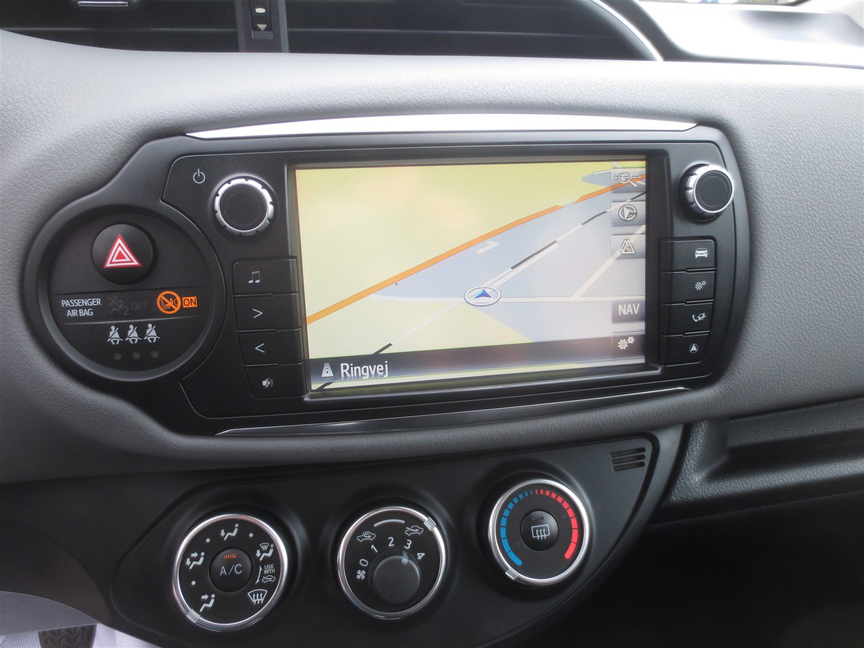 Billede af Toyota Yaris 1,3 VVT-I T2 100HK 5d 6g