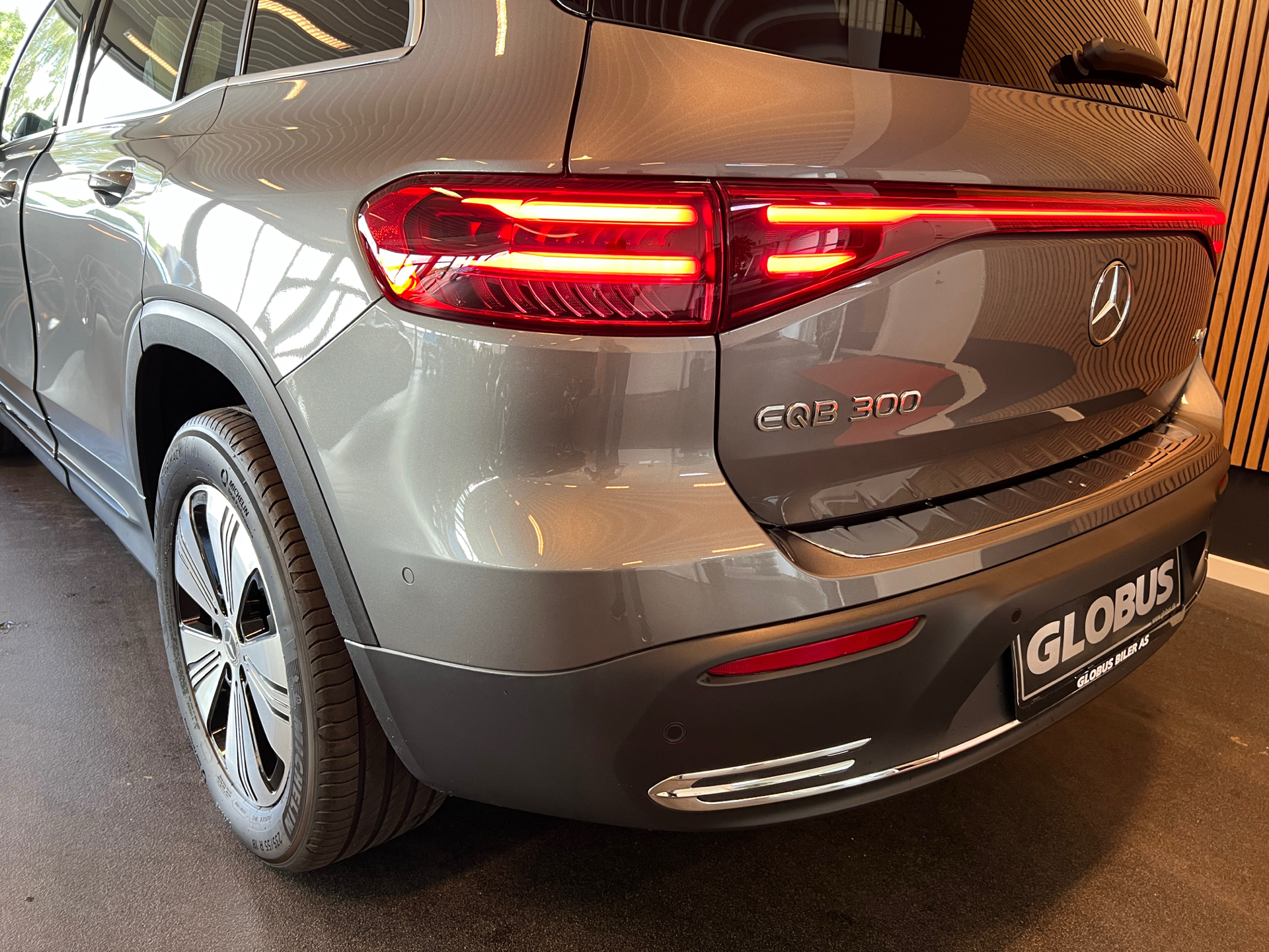 Billede af Mercedes-Benz EQB 300 EL Progressive 7 pers. 4Matic 228HK 5d Aut.