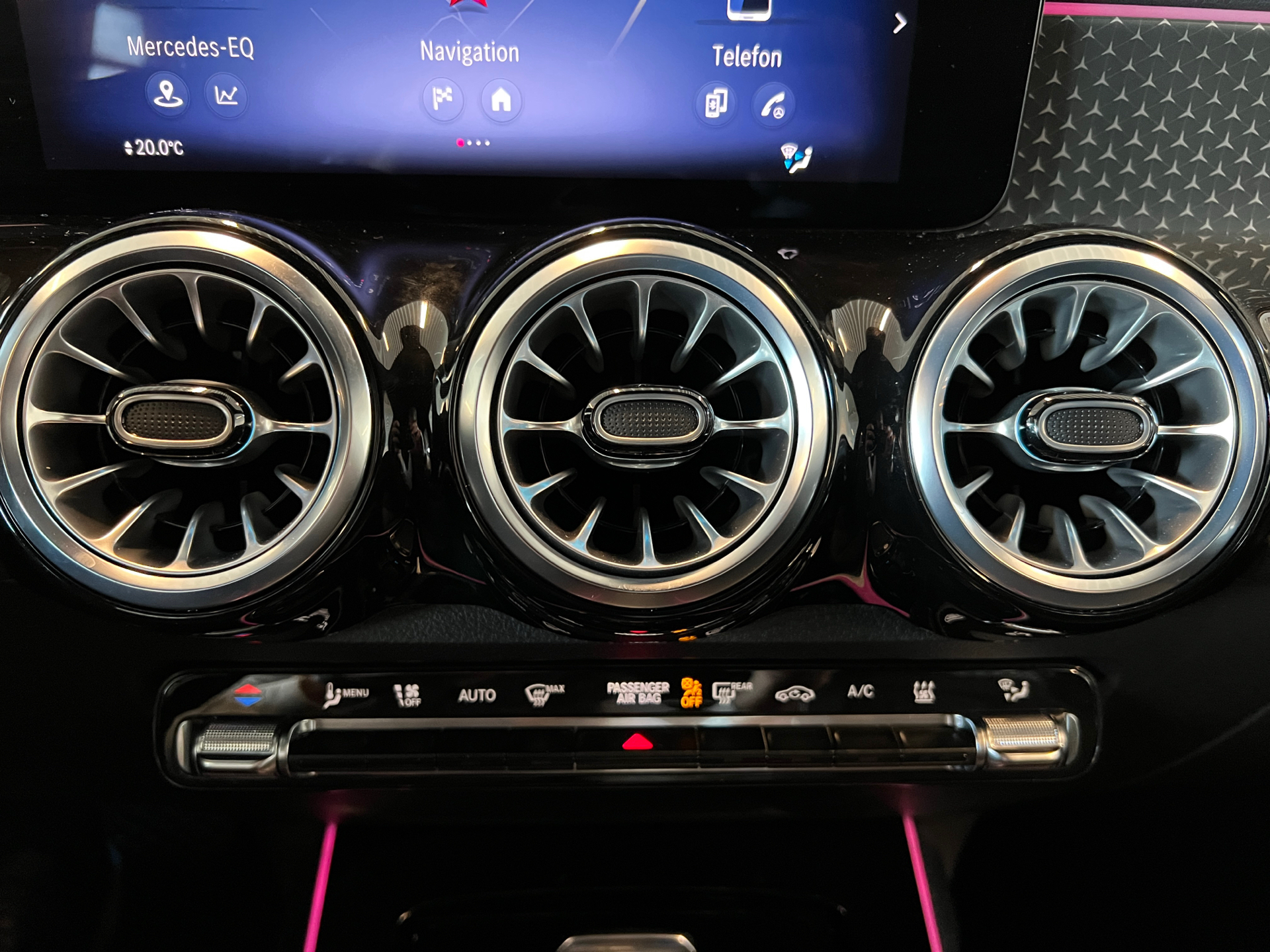 Billede af Mercedes-Benz EQB 300 EL Progressive 7 pers. 4Matic 228HK 5d Aut.