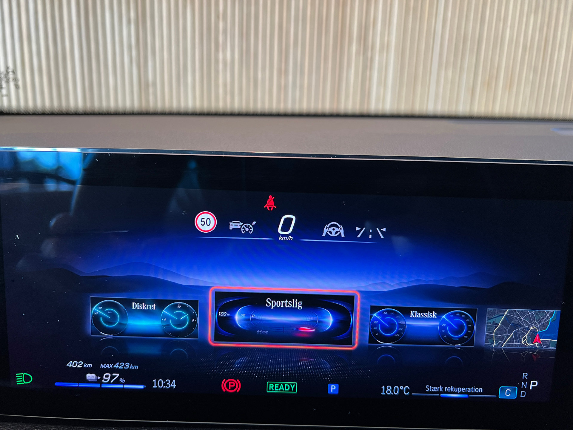 Billede af Mercedes-Benz EQB 300 EL Progressive 7 pers. 4Matic 228HK 5d Aut.