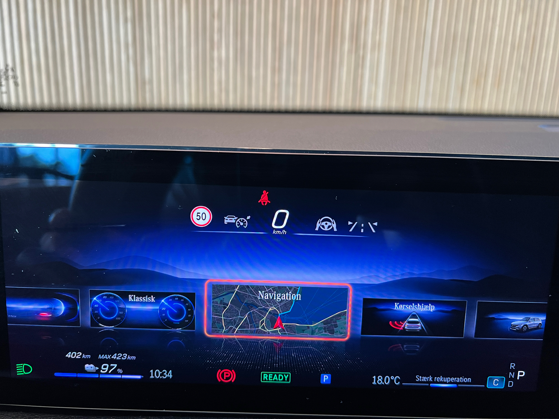 Billede af Mercedes-Benz EQB 300 EL Progressive 7 pers. 4Matic 228HK 5d Aut.