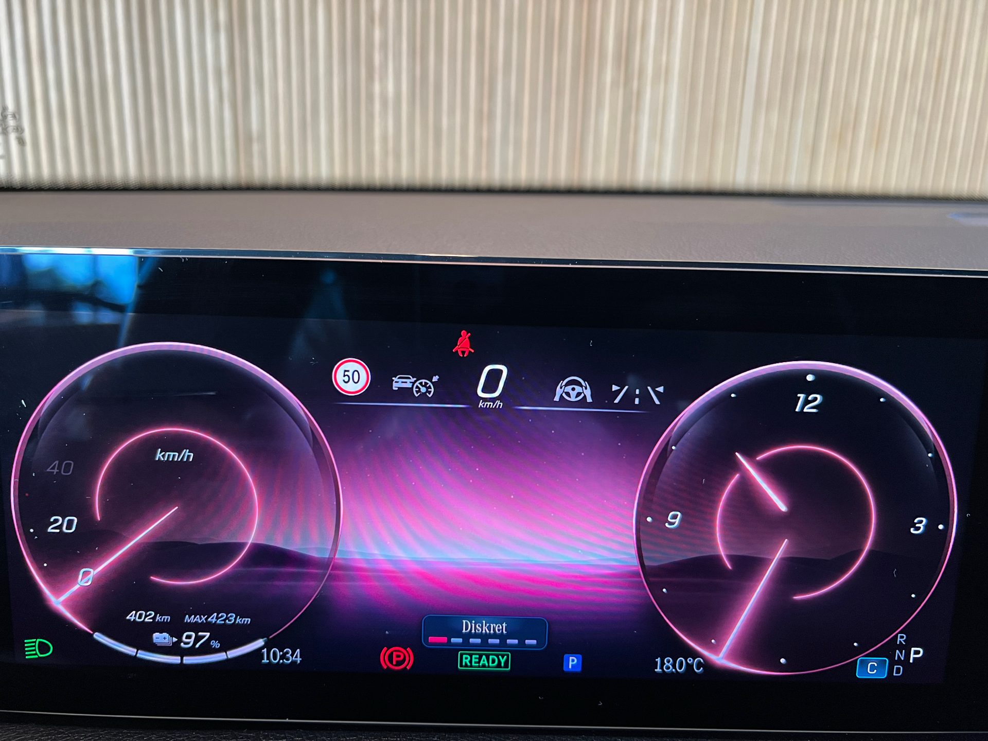 Billede af Mercedes-Benz EQB 300 EL Progressive 7 pers. 4Matic 228HK 5d Aut.