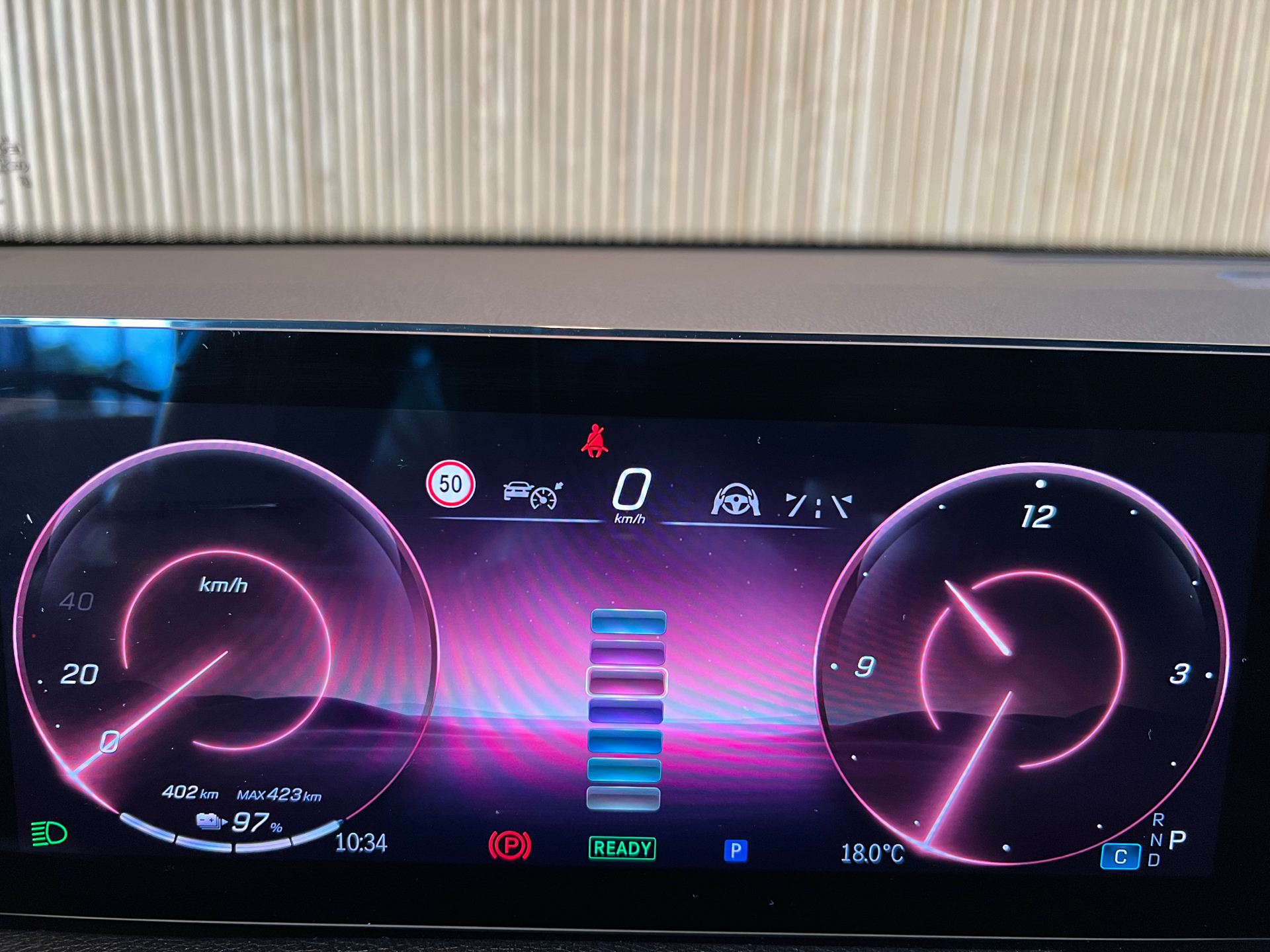 Billede af Mercedes-Benz EQB 300 EL Progressive 7 pers. 4Matic 228HK 5d Aut.