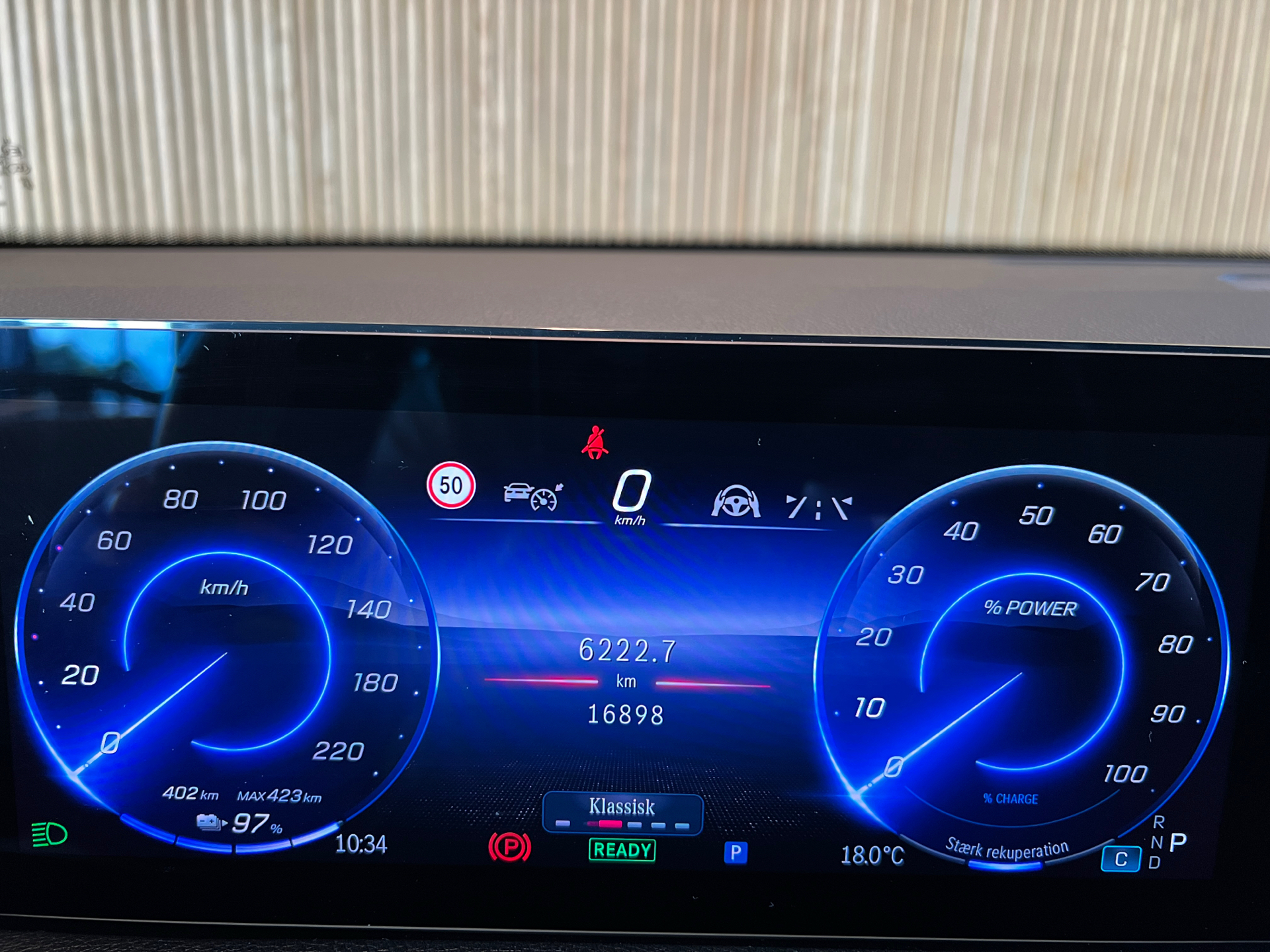 Billede af Mercedes-Benz EQB 300 EL Progressive 7 pers. 4Matic 228HK 5d Aut.