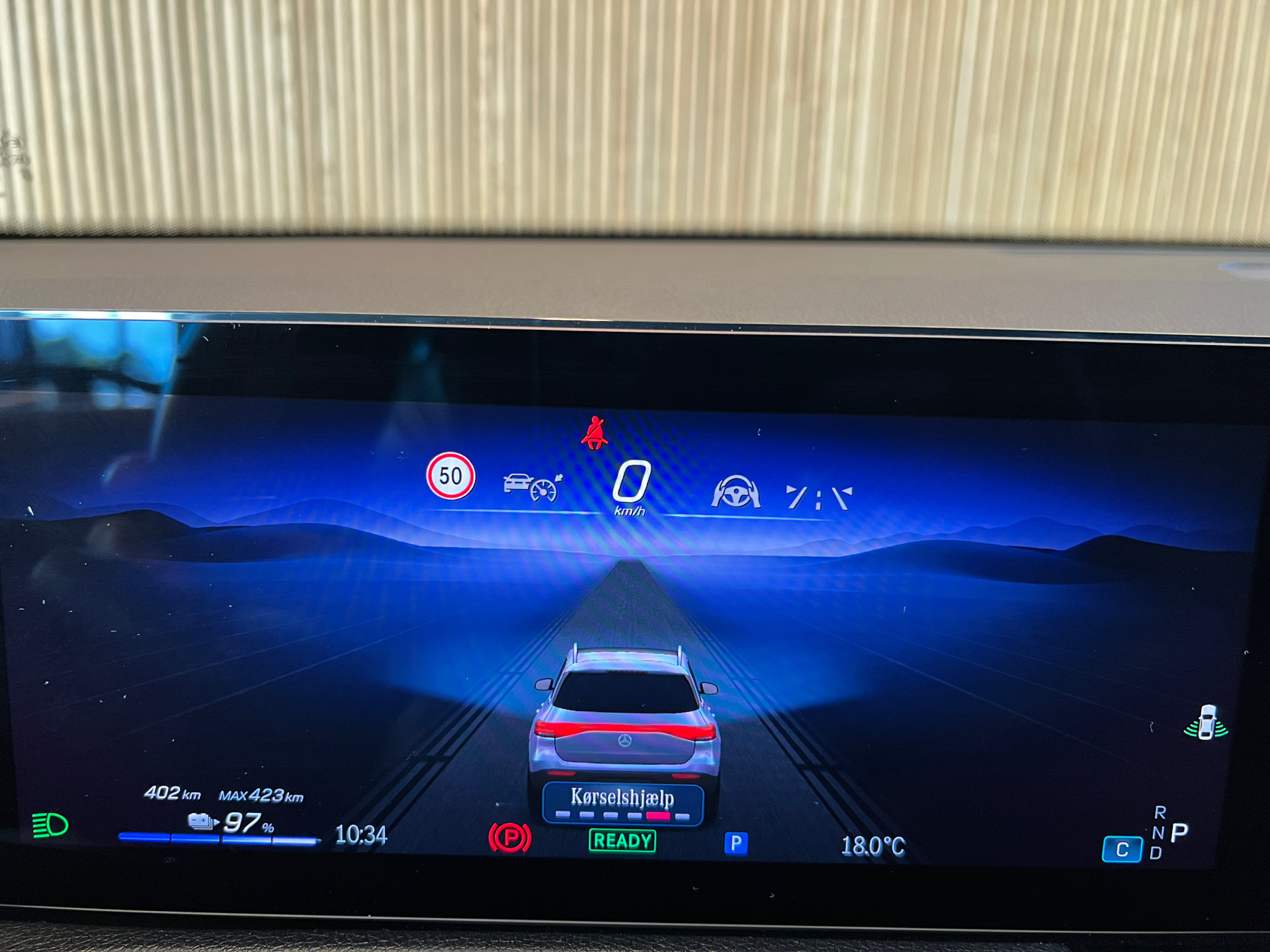 Billede af Mercedes-Benz EQB 300 EL Progressive 7 pers. 4Matic 228HK 5d Aut.