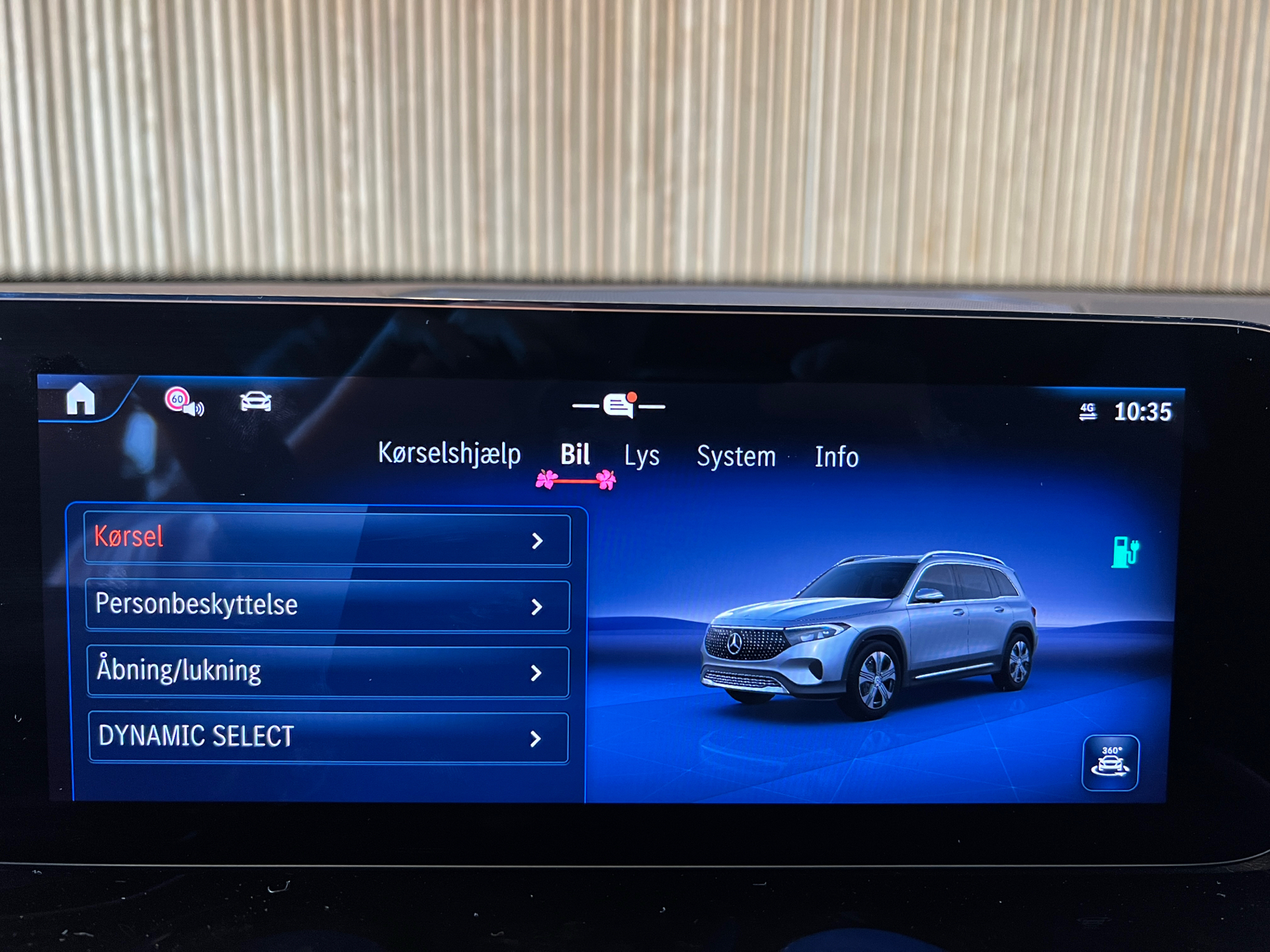 Billede af Mercedes-Benz EQB 300 EL Progressive 7 pers. 4Matic 228HK 5d Aut.