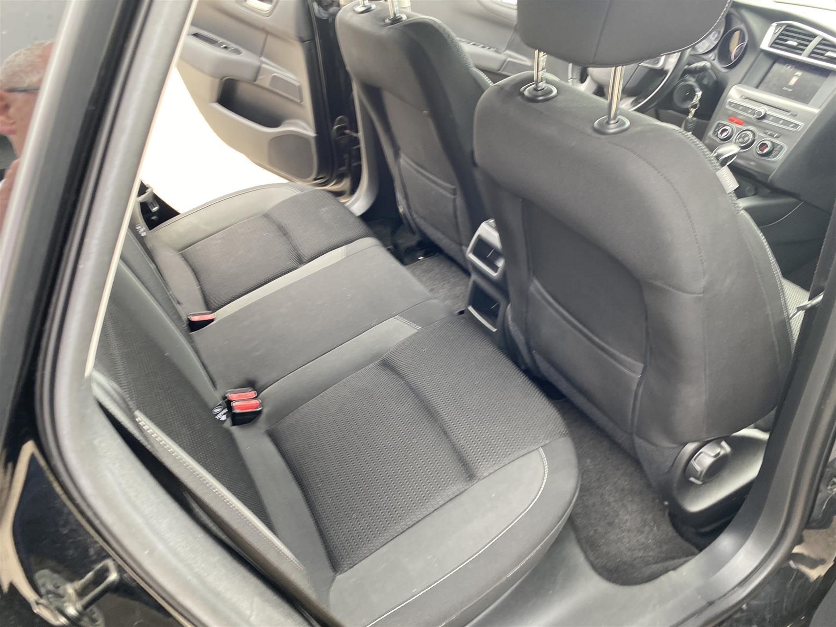 Billede af Citroën C4 1,6 Blue HDi Feel Complet start/stop 120HK 5d