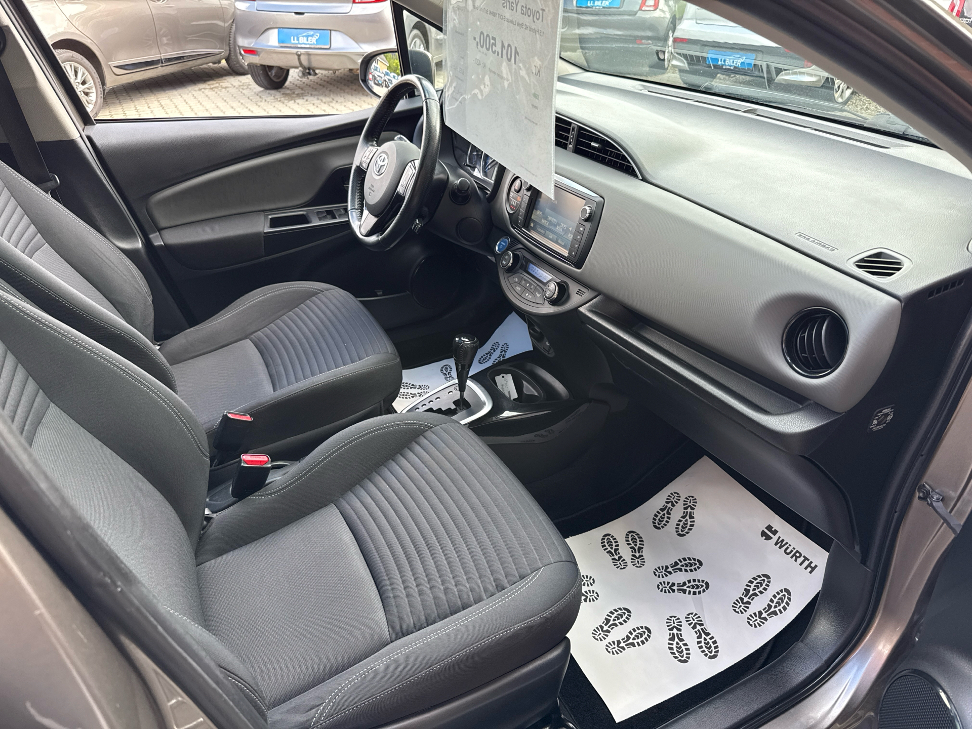 Billede af Toyota Yaris 1,5 Hybrid H2 Style Luksus E-CVT 100HK 5d Trinl. Gear