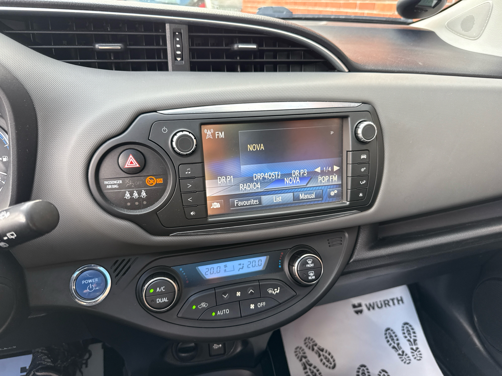 Billede af Toyota Yaris 1,5 Hybrid H2 Style Luksus E-CVT 100HK 5d Trinl. Gear