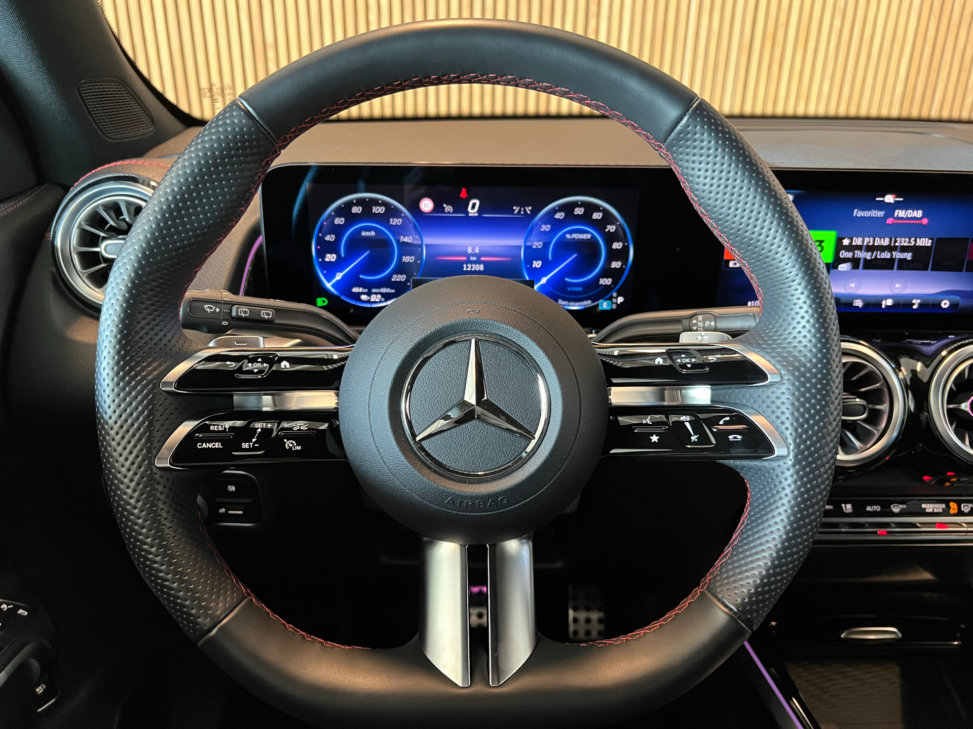 Billede af Mercedes-Benz EQB 250+ 7 pers. EL AMG Edition 190HK 5d Aut.