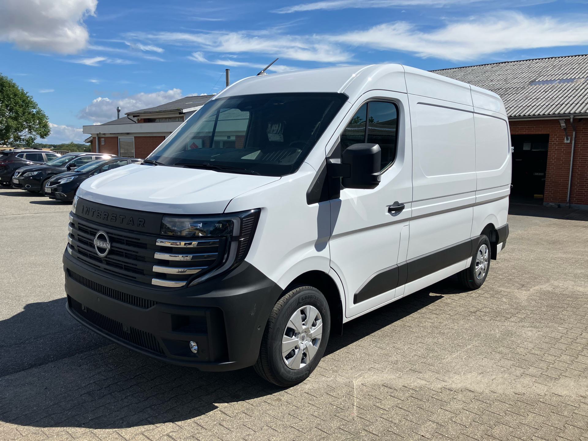 Billede af Nissan Interstar L2H2 EL Tekna 141HK Van Aut.