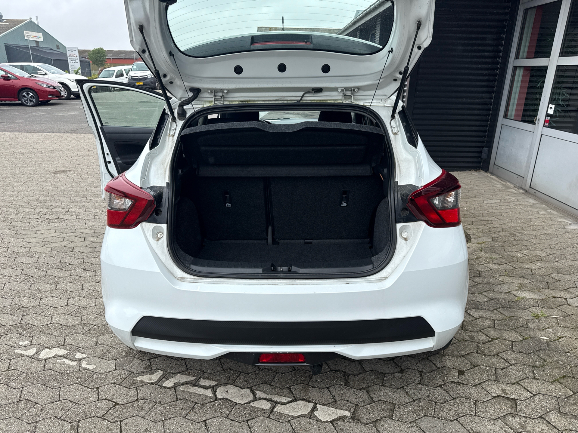 Billede af Nissan Micra 0,9 IG-T Visia Start/Stop 90HK 5d