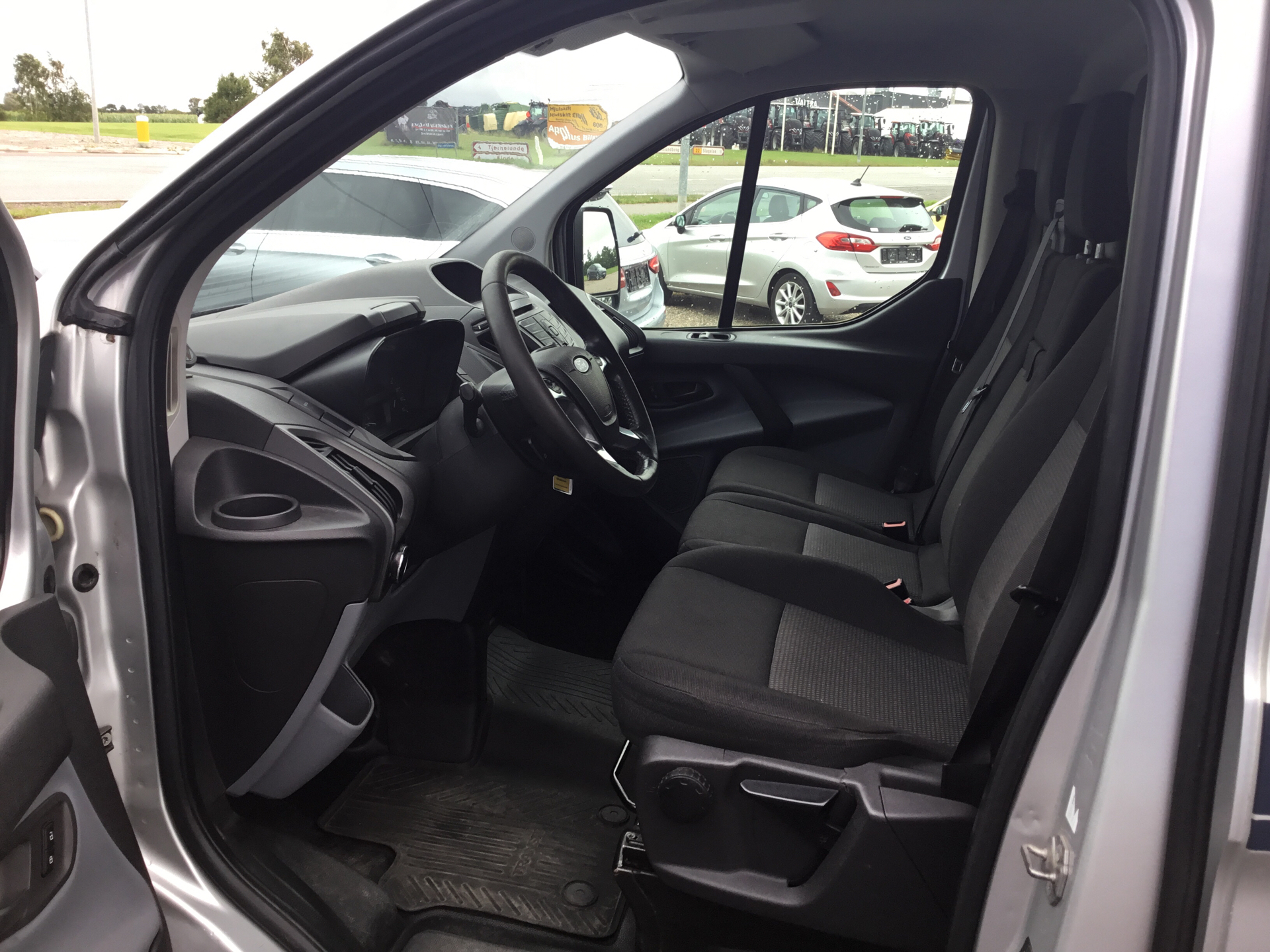 Billede af Ford Transit Custom 330 L1H1 2,2 TDCi Trend 270 S 125HK Van Man. 