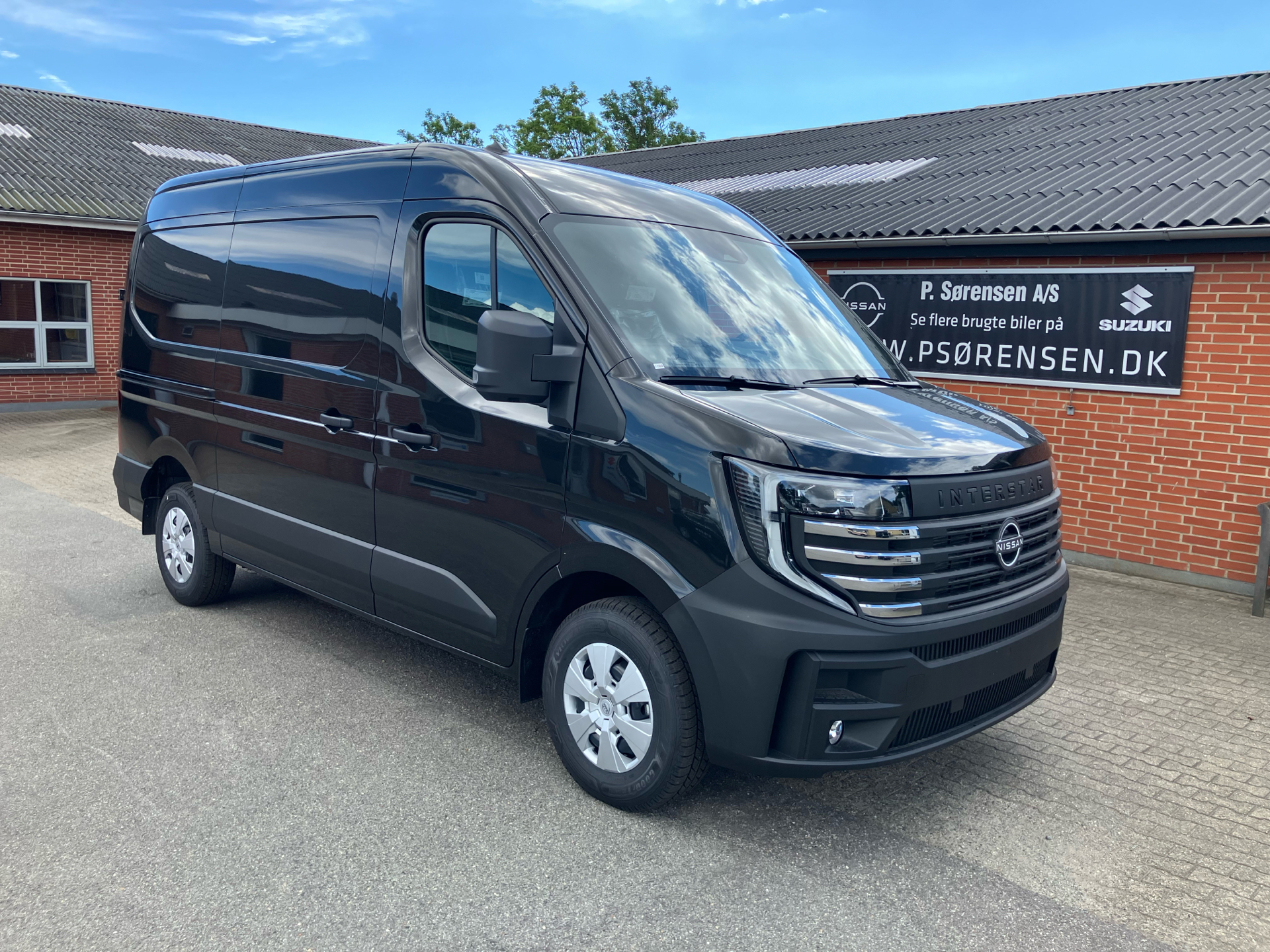 Billede af Nissan Interstar L2H2 2,3 DCi N-Connecta 150HK Van 6g Aut.