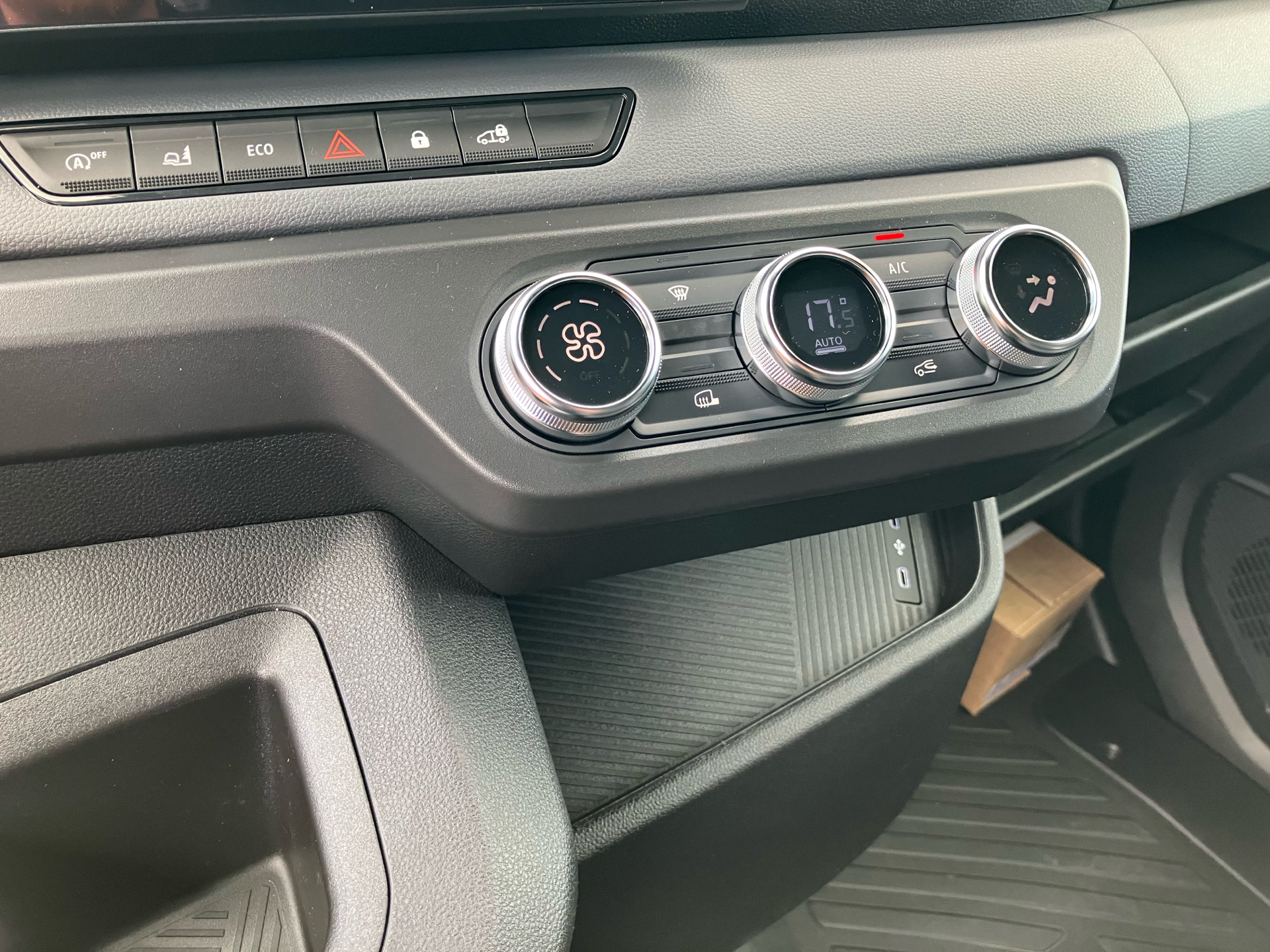 Billede af Nissan Interstar L2H2 2,3 DCi N-Connecta 150HK Van 6g Aut.