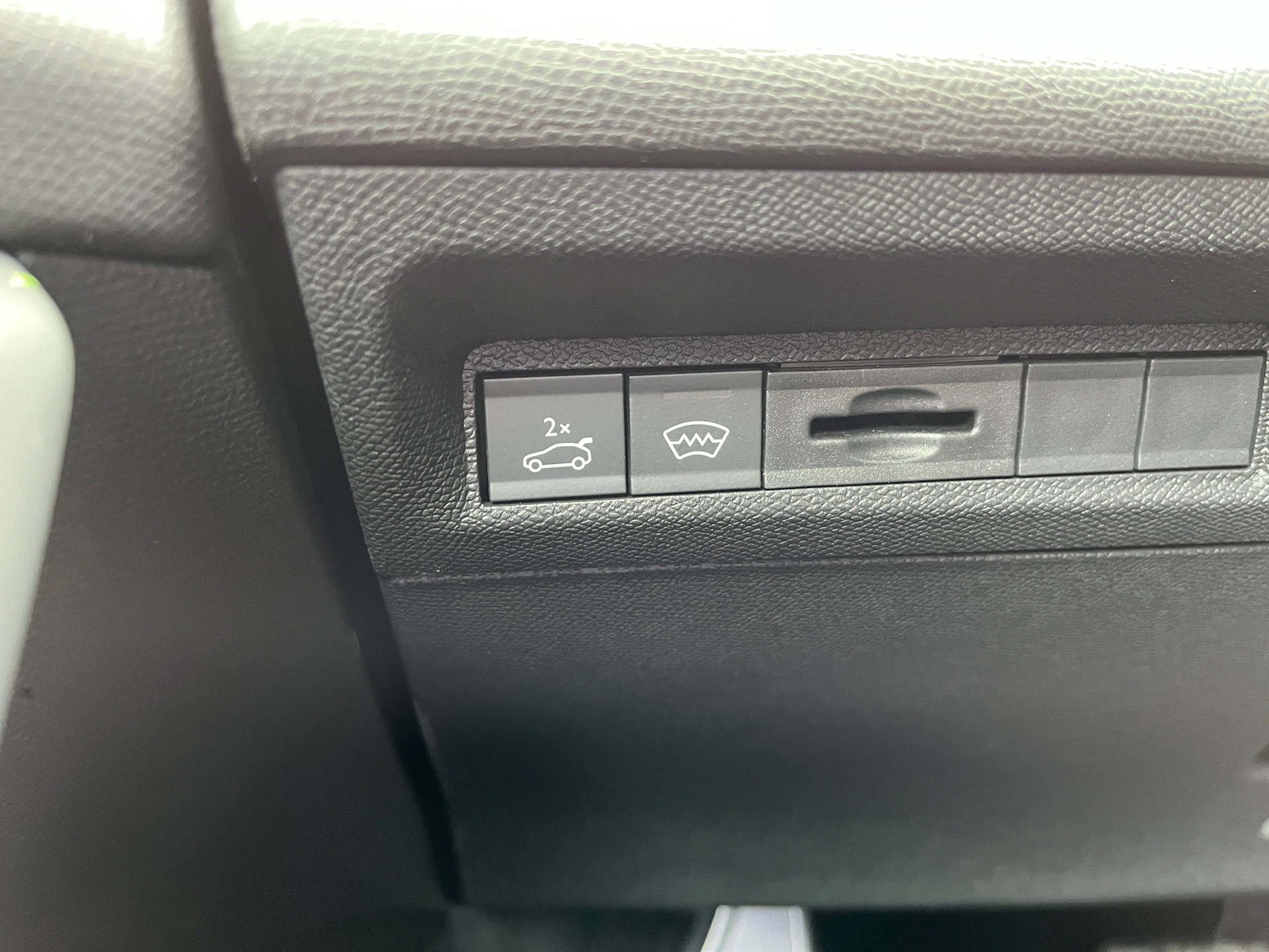 Billede af Peugeot 408 1,2 PureTech GT EAT8 130HK 5d 8g Aut.