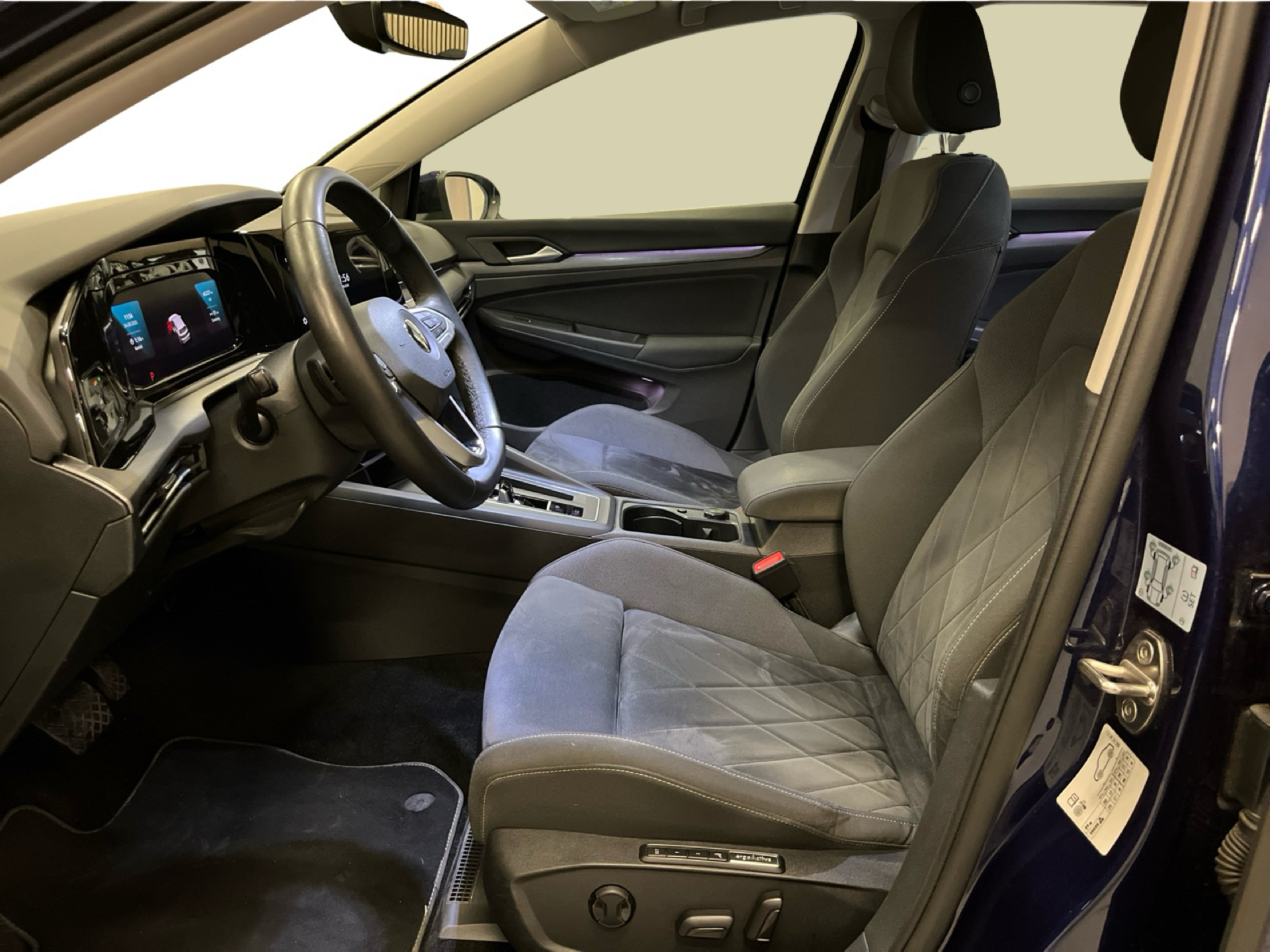 Billede af VW Golf 1,5 eTSI  Mild hybrid Style DSG 150HK 5d 7g Aut.