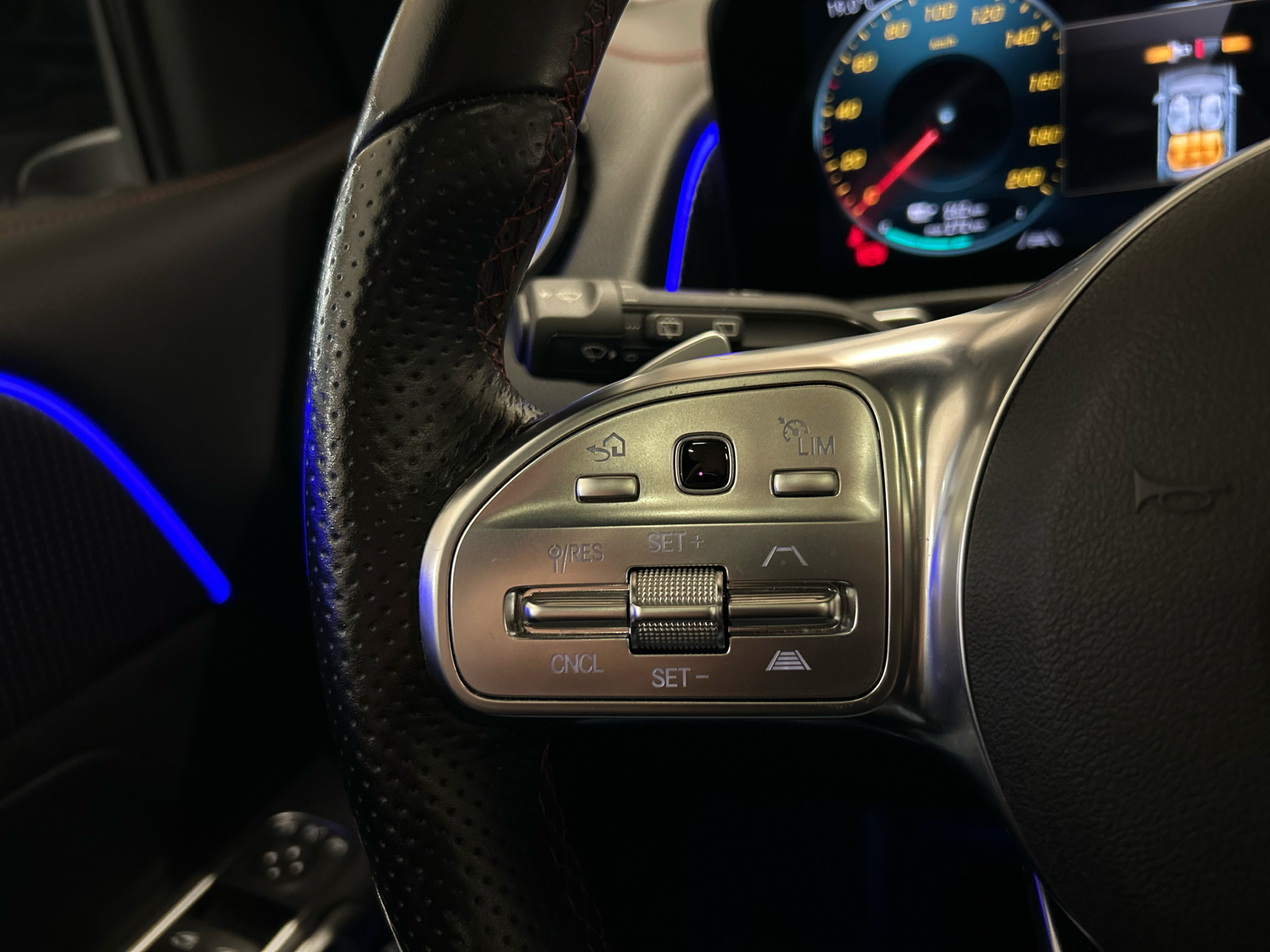 Billede af Mercedes-Benz EQB 250 EL AMG Line 190HK 5d Aut.