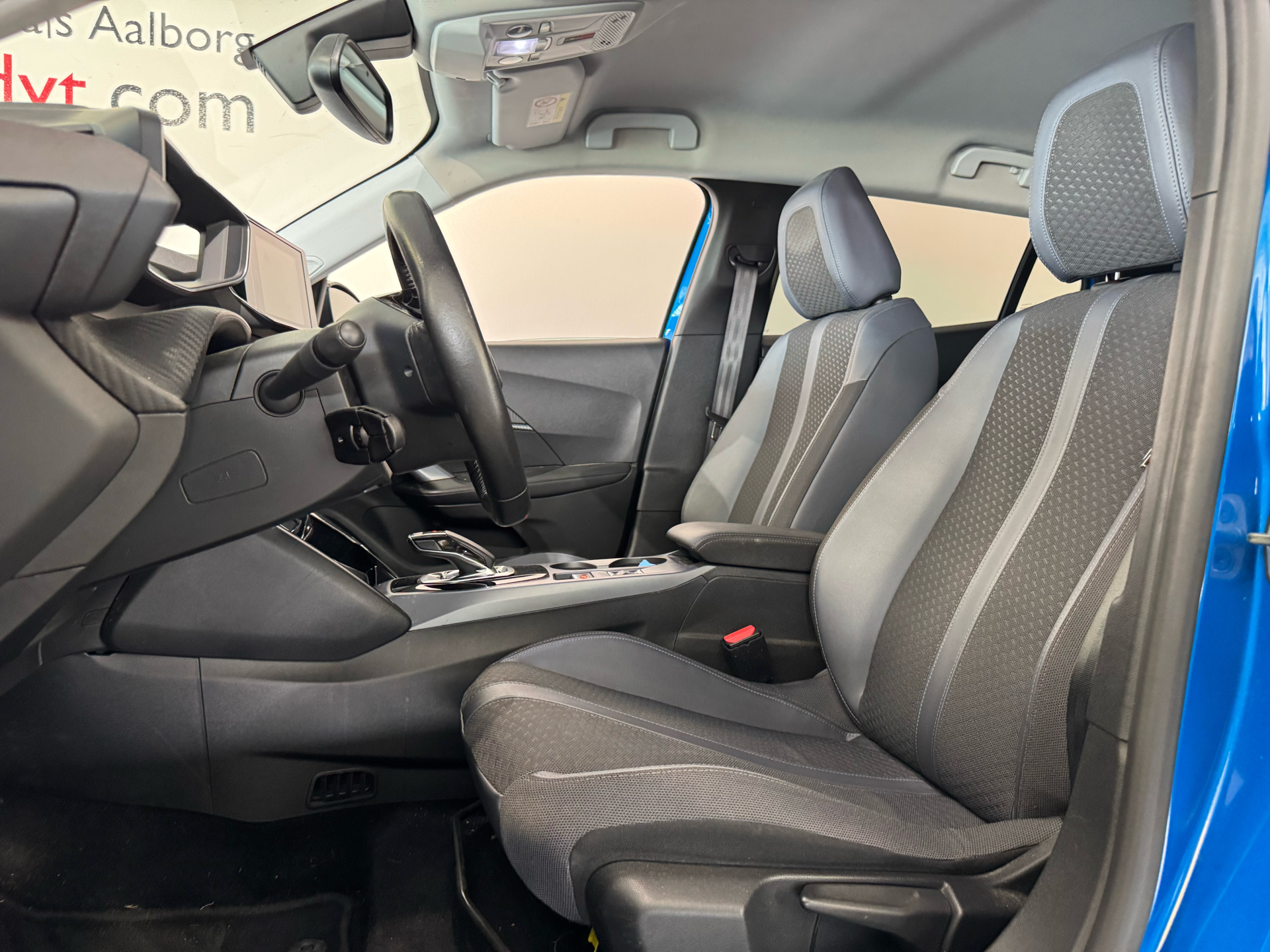 Billede af Peugeot e-2008 EL Allure 136HK 5d Aut.