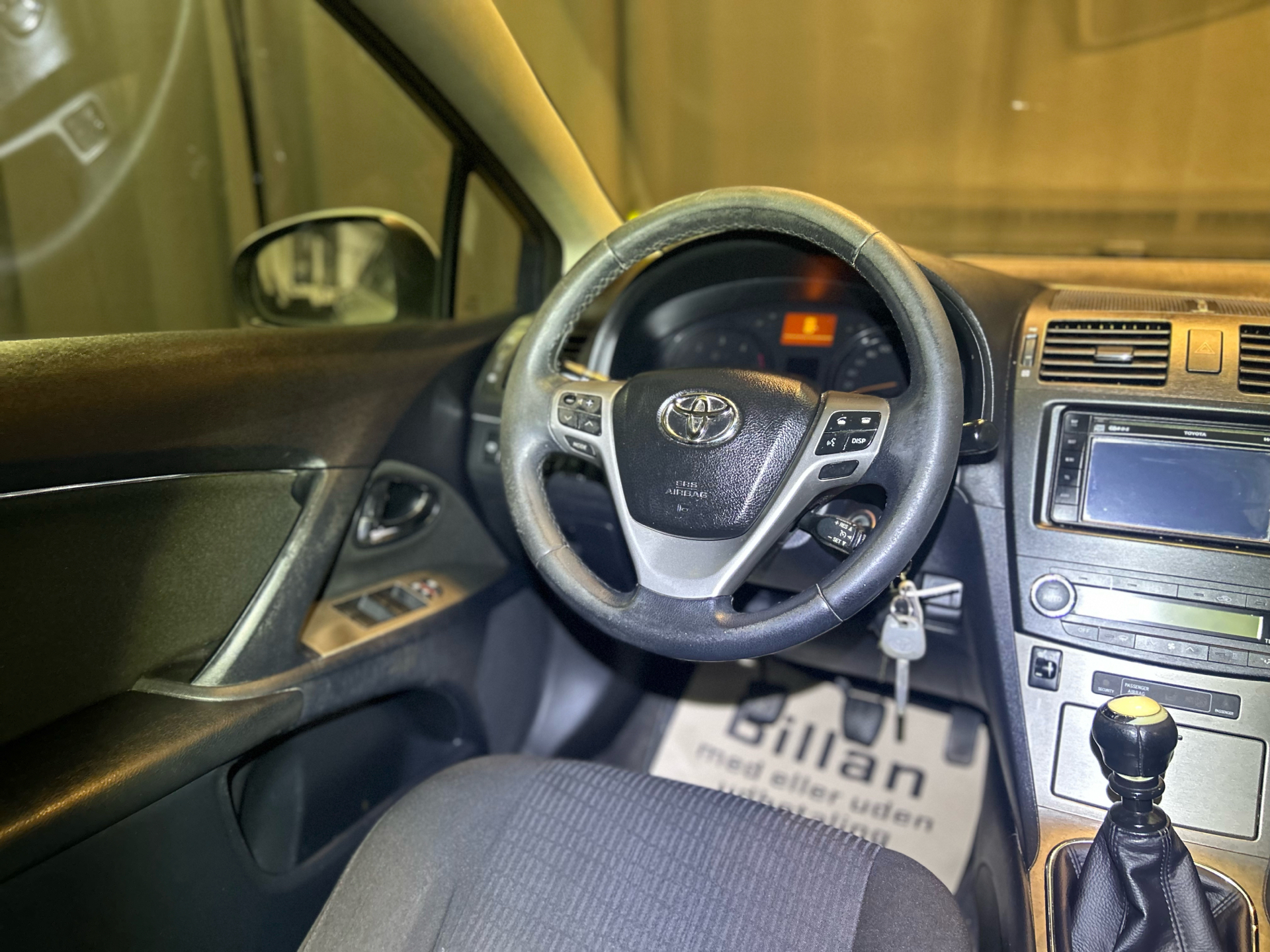 Billede af Toyota Avensis 2,0 D-4D DPF T1 126HK Stc 6g