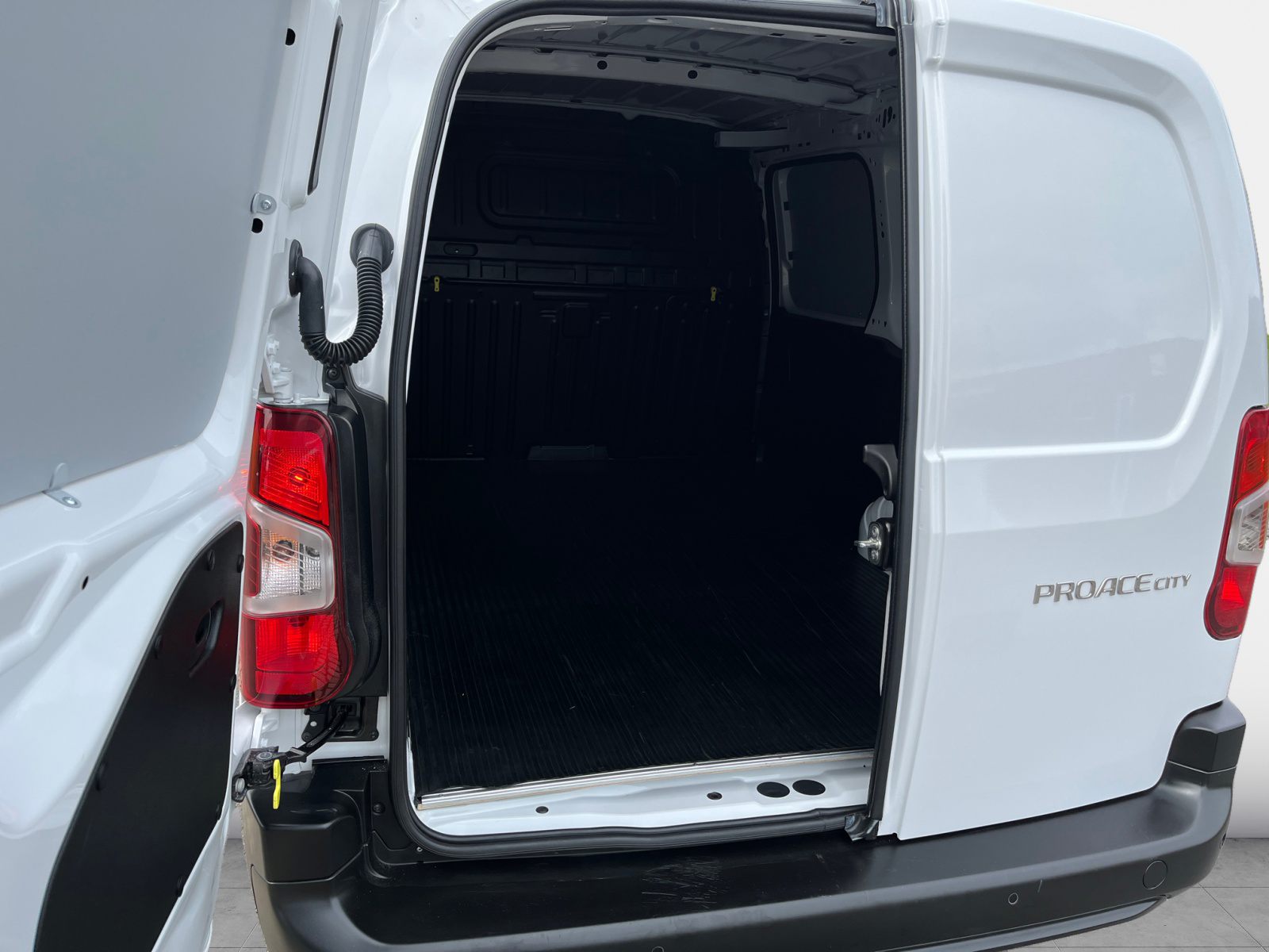 Billede af Toyota Proace City Long 1,5 D Comfort 102HK Van