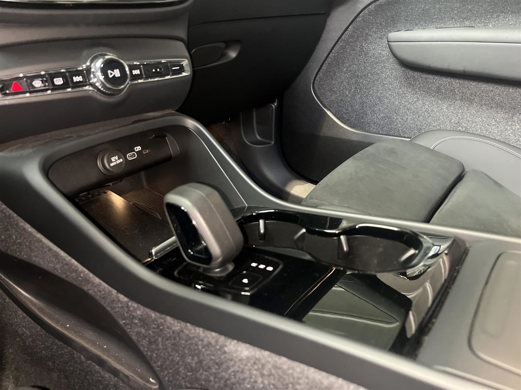 Billede af Volvo XC40 P6 Recharge Pro 231HK 5d Aut.