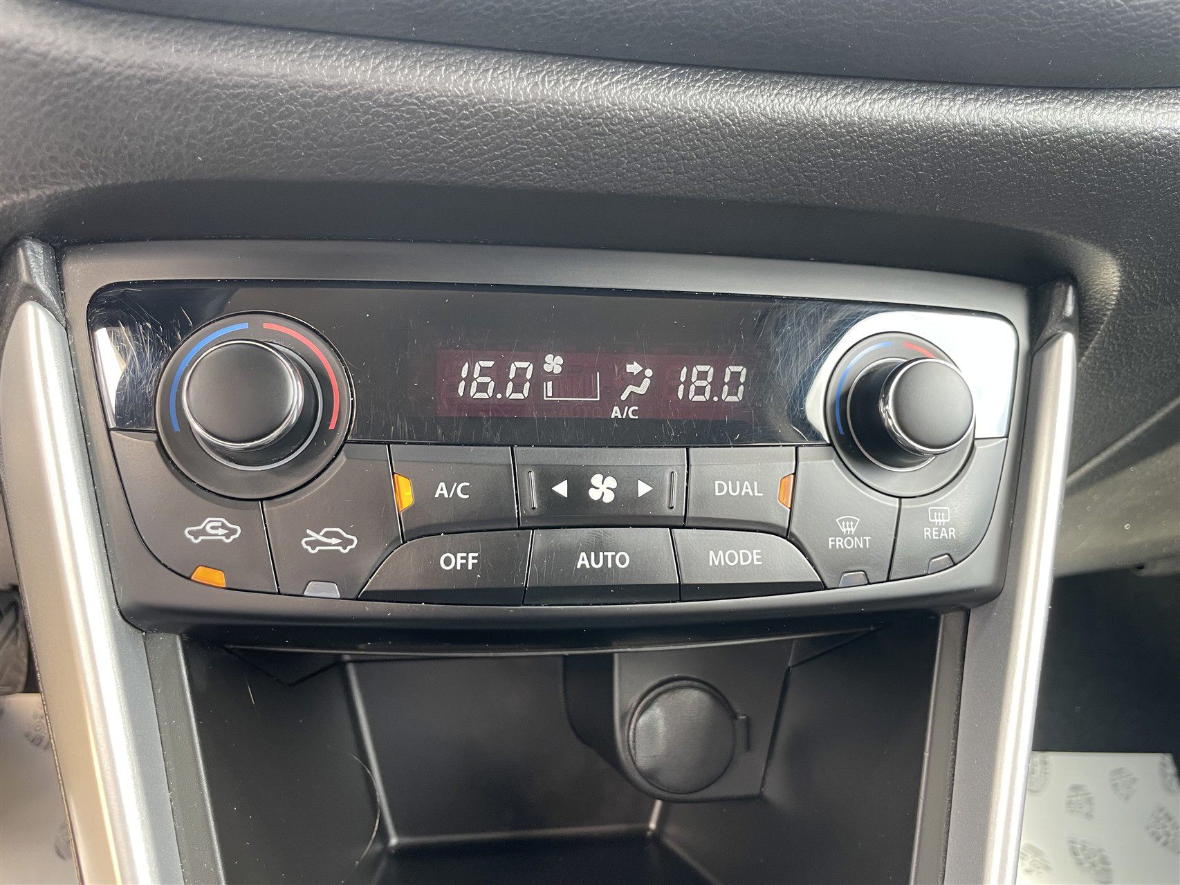 Billede af Suzuki S-Cross 1,0 Boosterjet Active 112HK 5d
