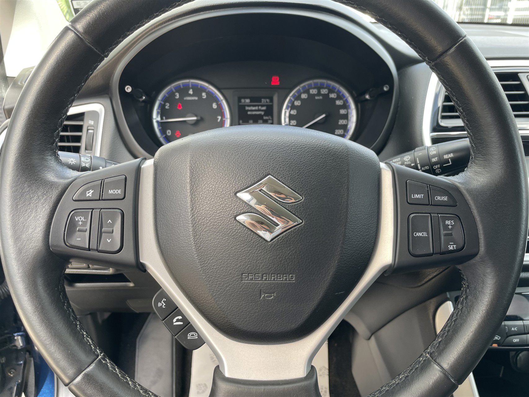 Billede af Suzuki S-Cross 1,0 Boosterjet Active 112HK 5d