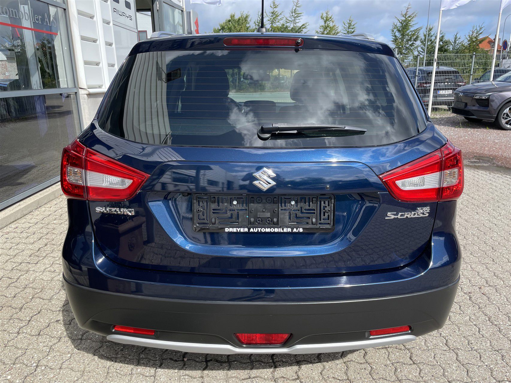 Billede af Suzuki S-Cross 1,0 Boosterjet Active 112HK 5d